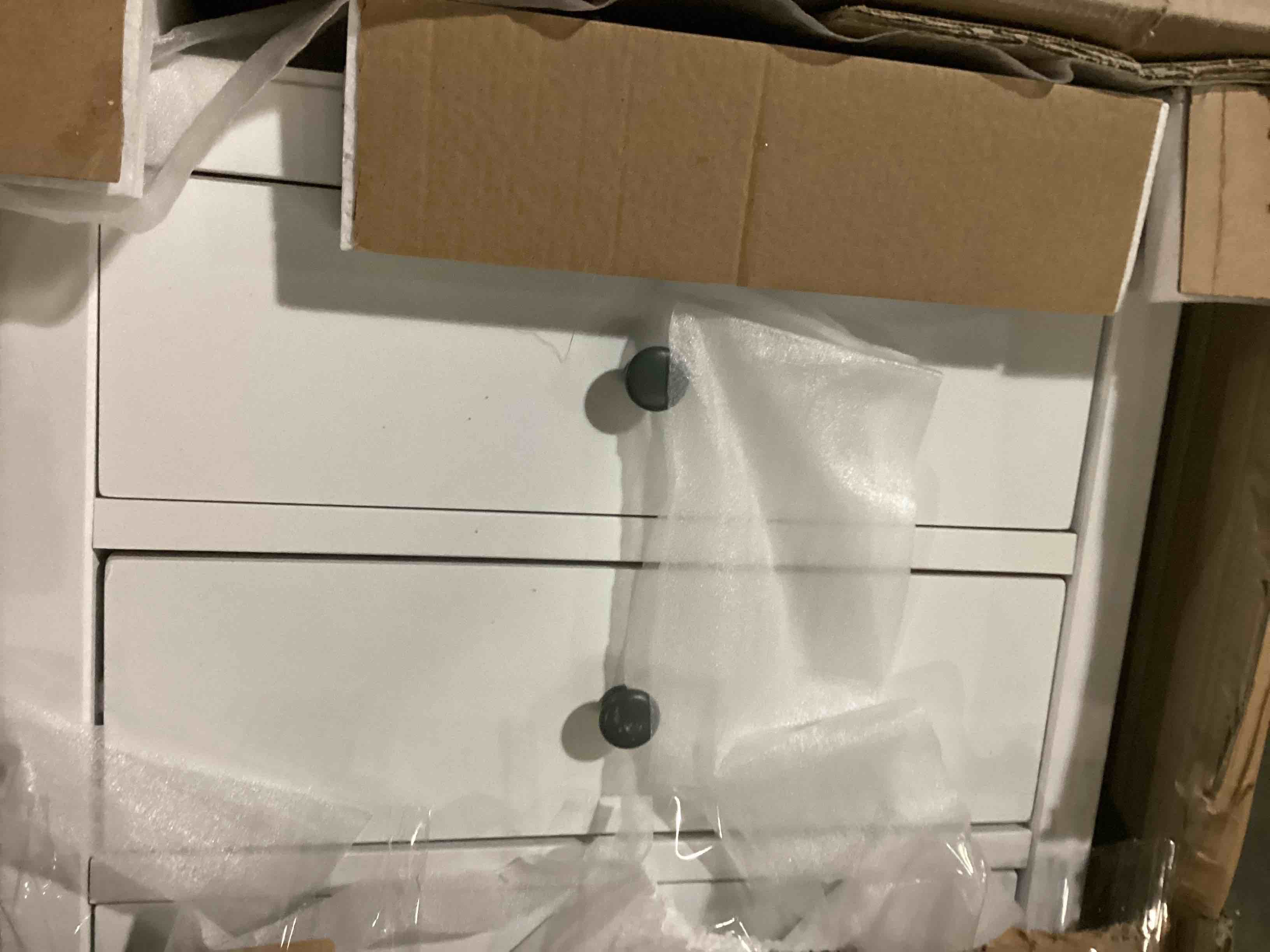 https://s3.amazonaws.com/lotting-images-prod/bidfta/BRN2751423_1750440755524.jpeg