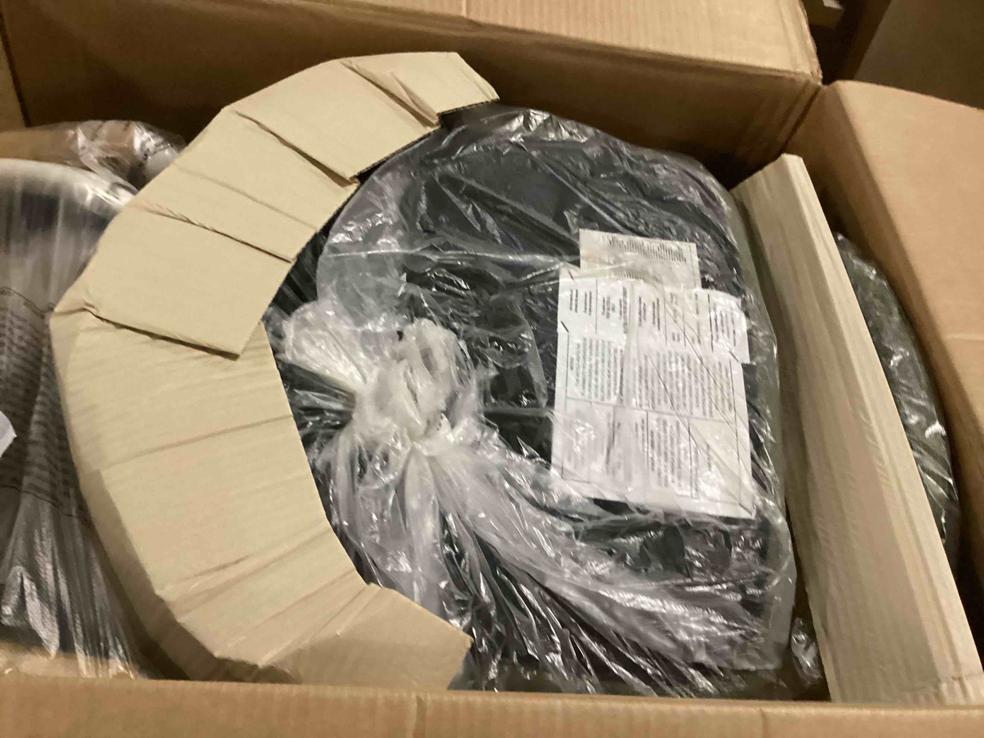 https://s3.amazonaws.com/lotting-images-prod/bidfta/BRN2751424_1750440861714.jpeg