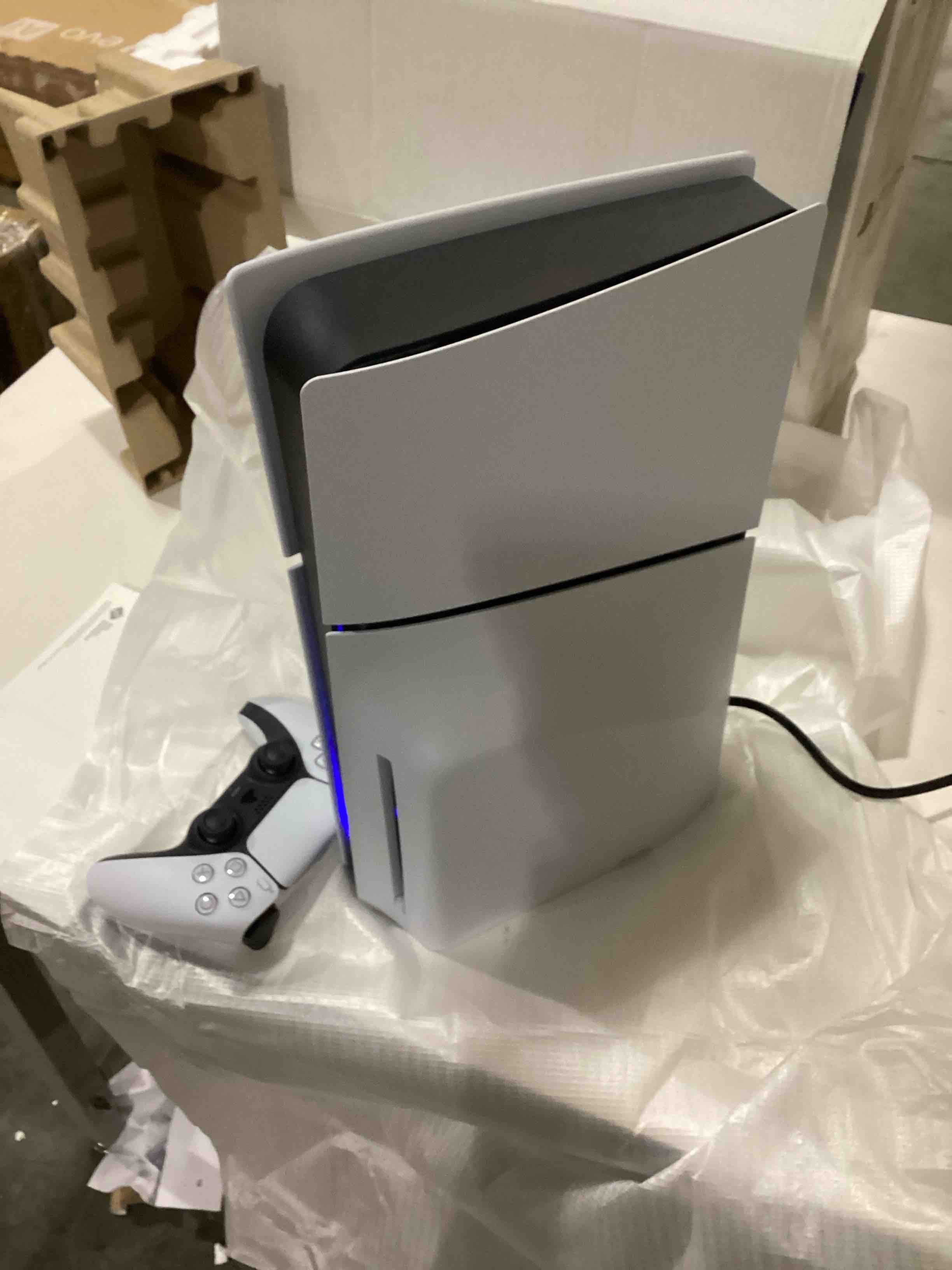 Condition photo showing Good Condition for PlayStation®5 console – 1TB