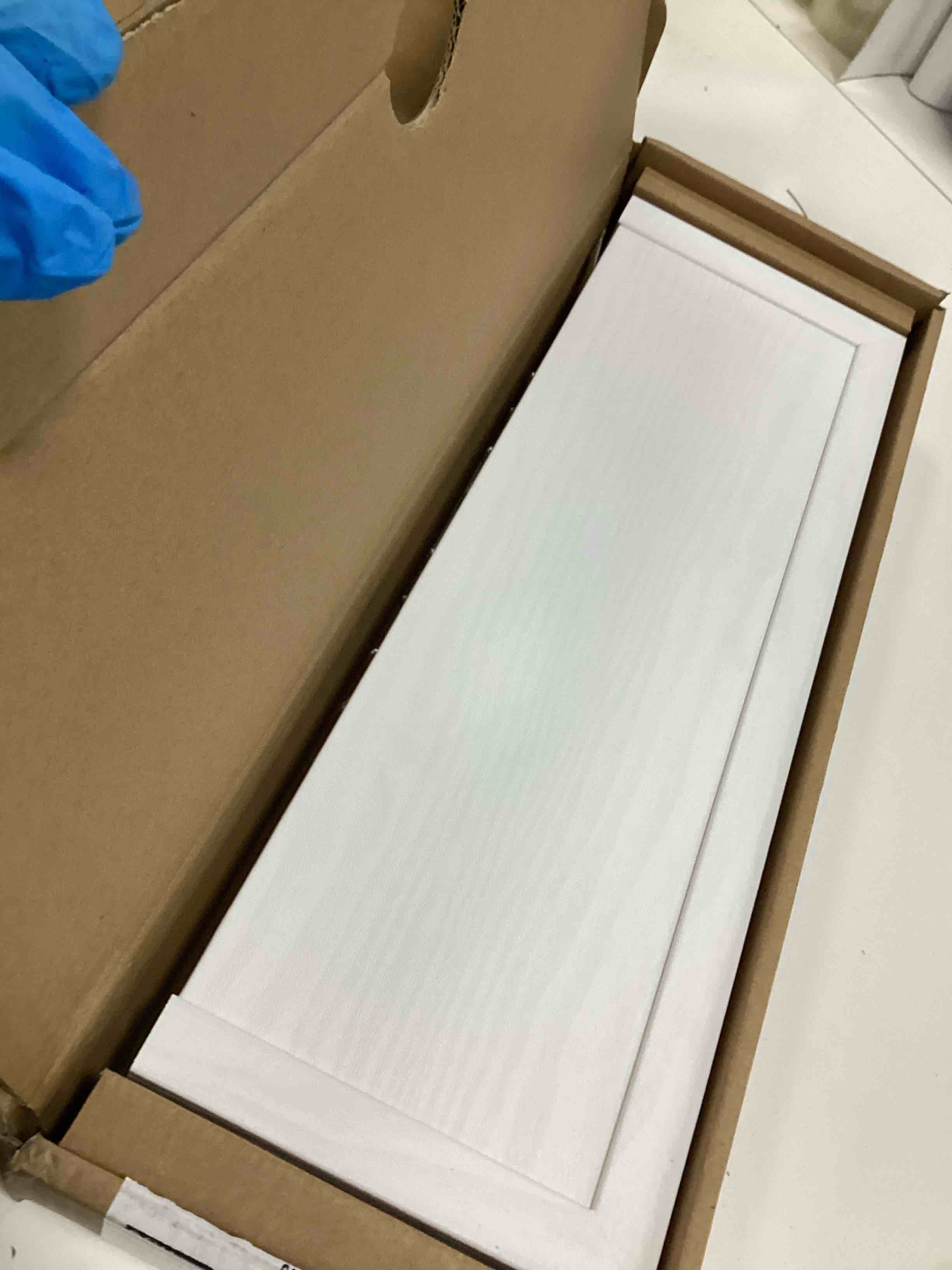 Condition photo showing Good Condition for High & Mighty Floating Shelf Flat Design White 18