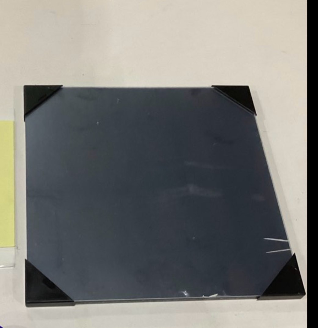 Condition photo showing Good Condition for new wave® posh® glass artist palette (grey/white/clear & multiple sizes) (grey, 6.75"x8.4")