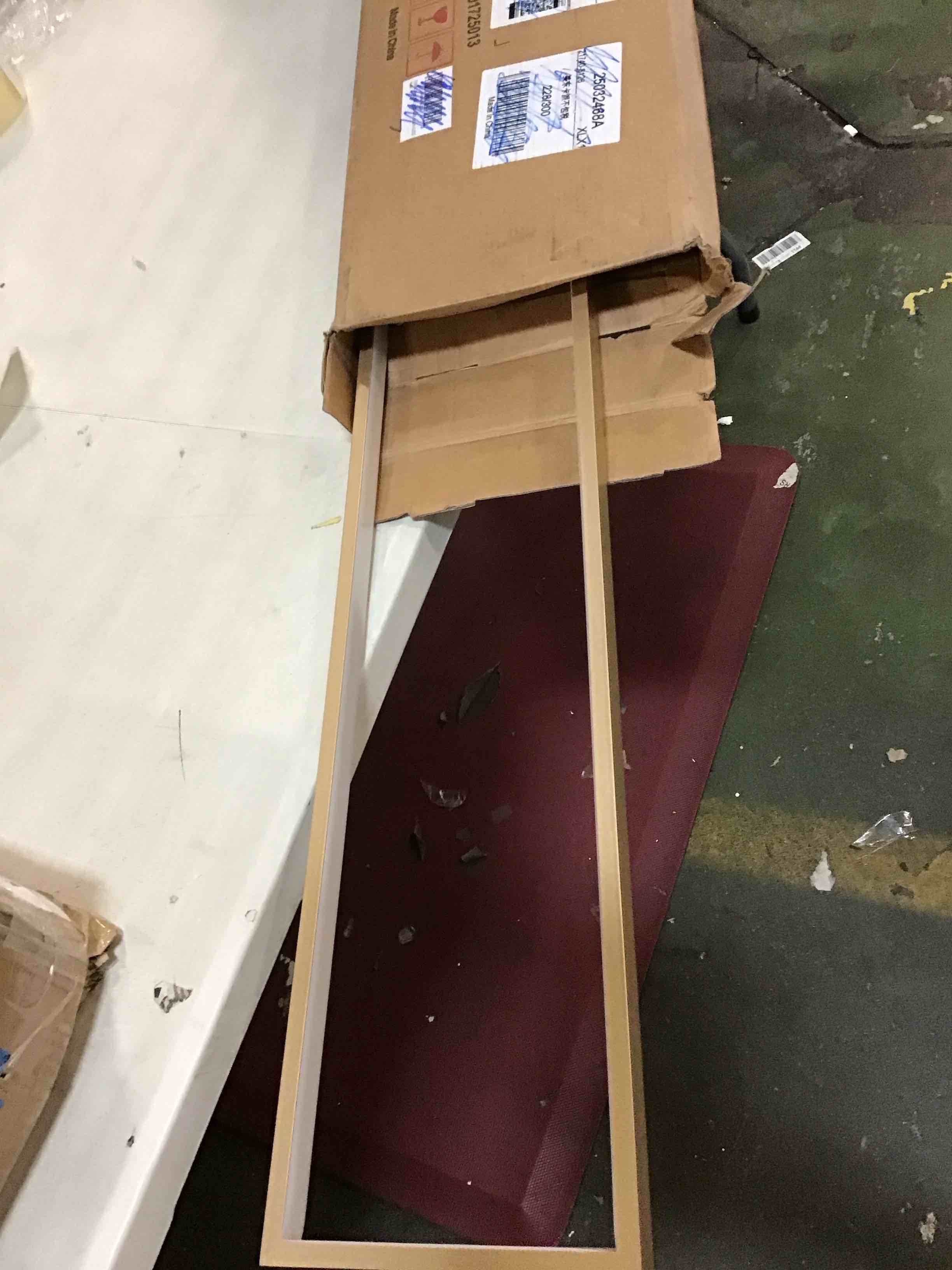https://s3.amazonaws.com/lotting-images-prod/bidfta/BRN3211239_1750507466280.jpeg