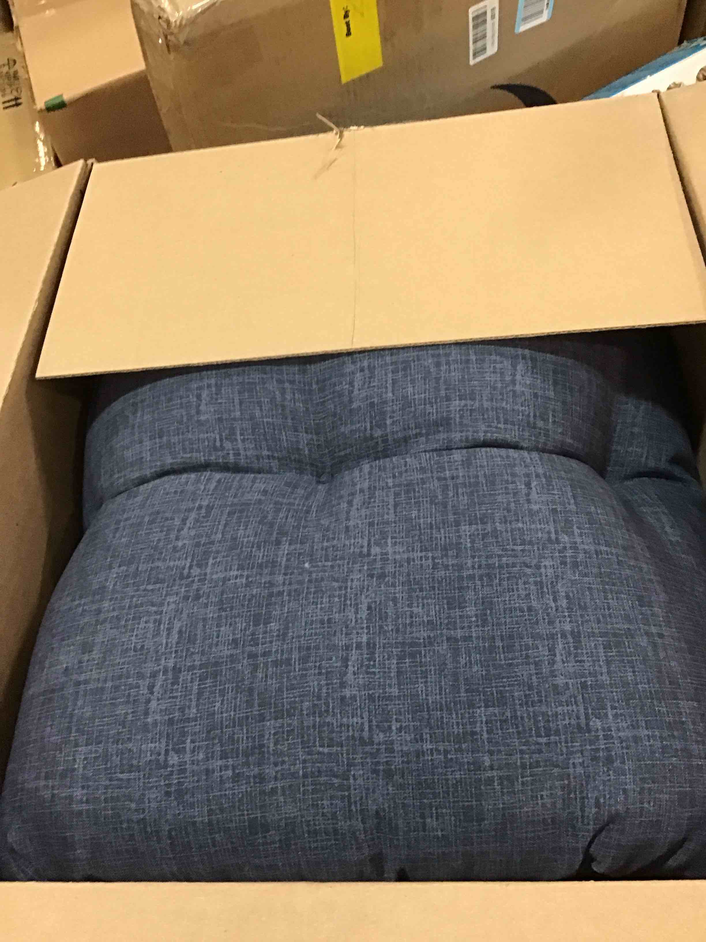 https://s3.amazonaws.com/lotting-images-prod/bidfta/BRN3211395_1750531149379.jpeg