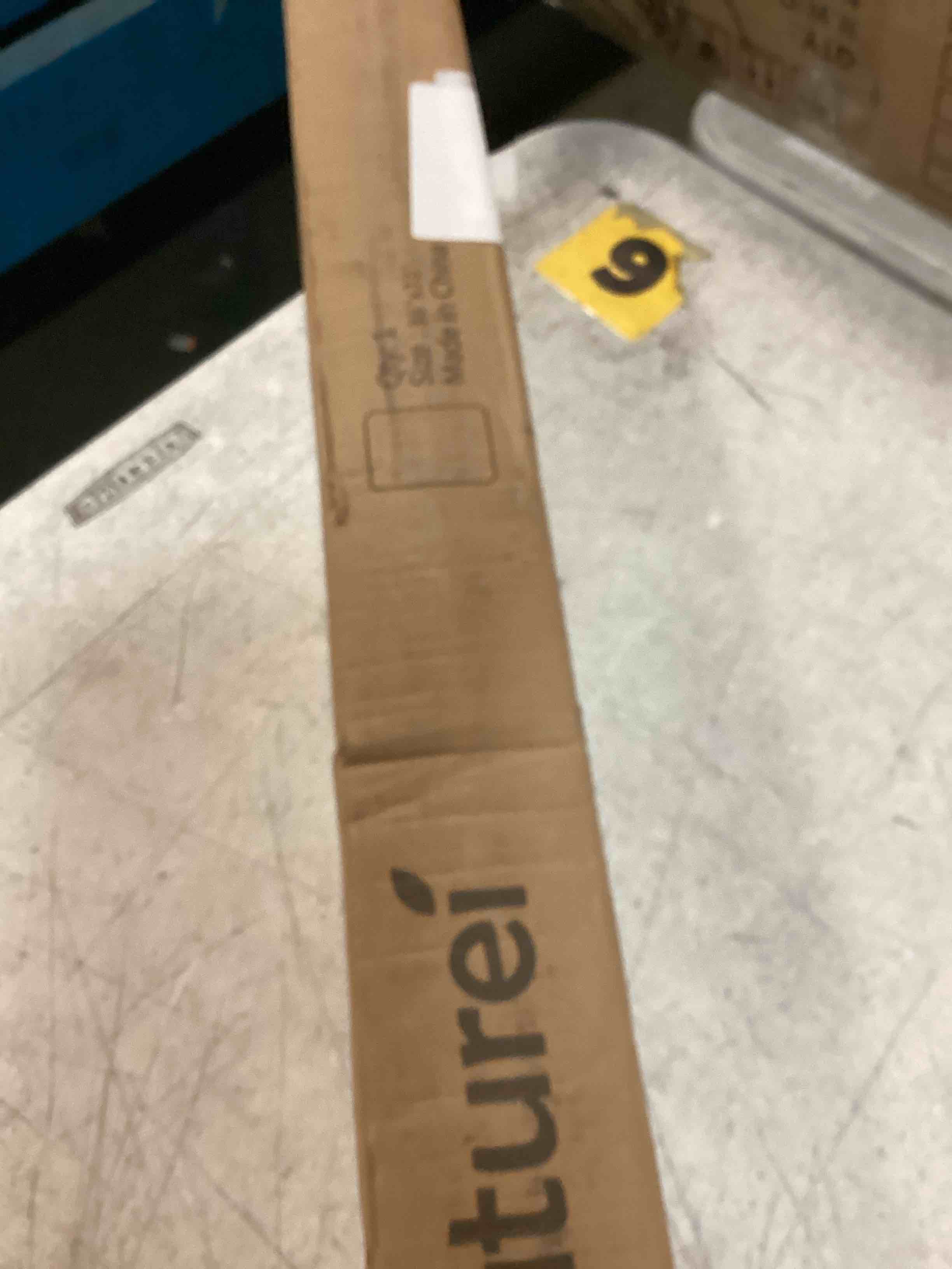https://s3.amazonaws.com/lotting-images-prod/bidfta/BRN3212125_1750941920672.jpeg