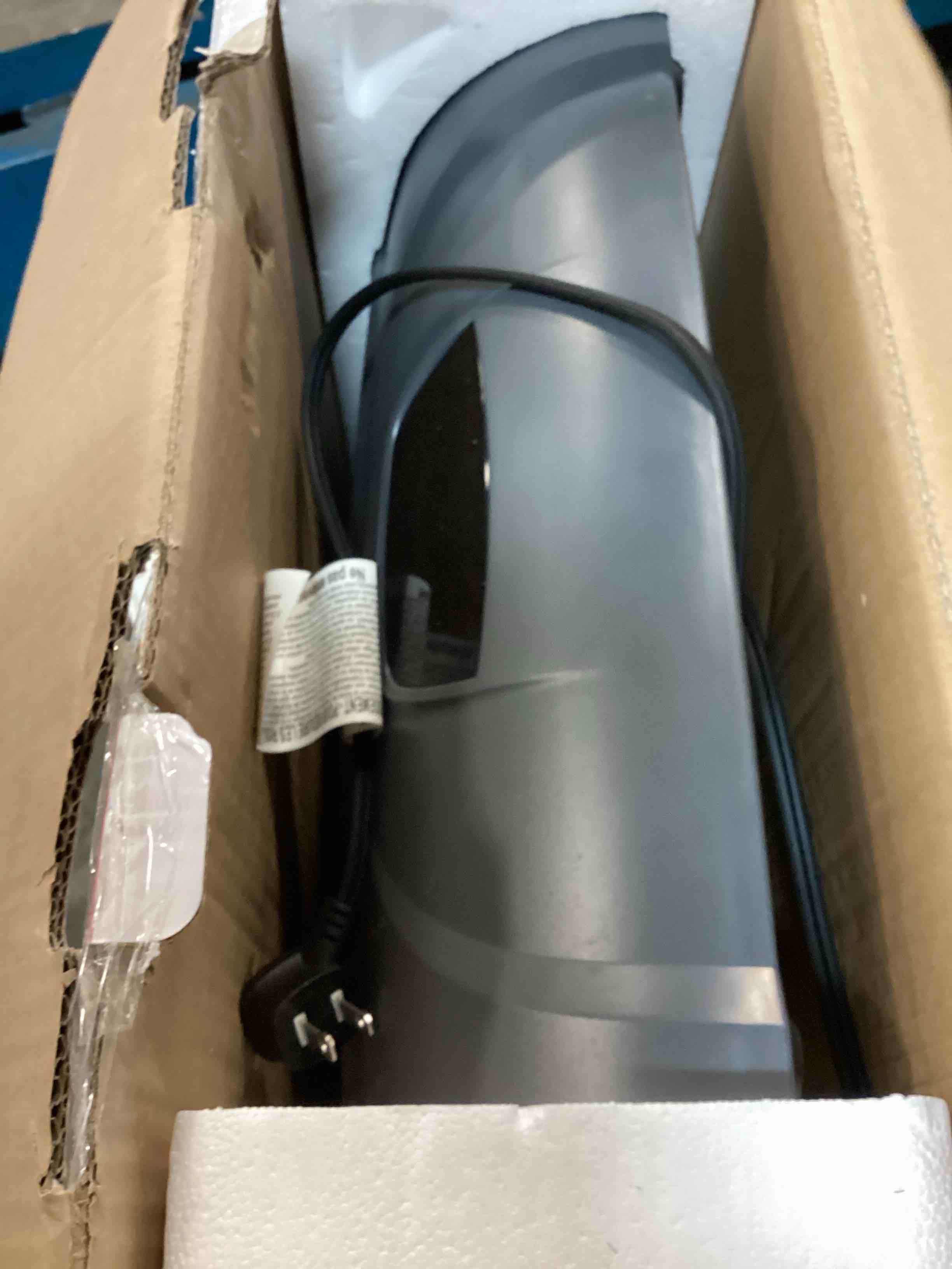 https://s3.amazonaws.com/lotting-images-prod/bidfta/BRN3212133_1750942770438.jpeg