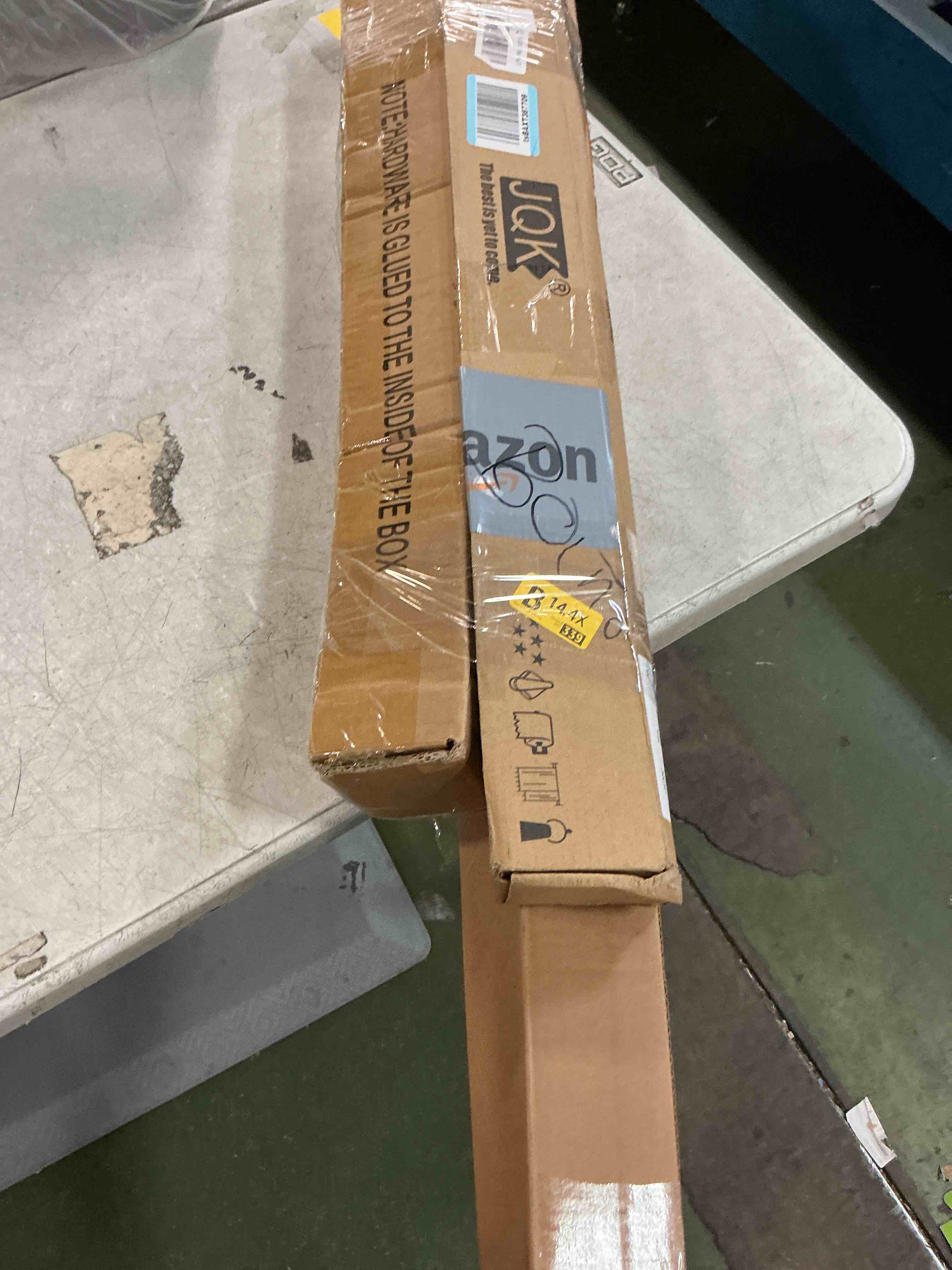 https://s3.amazonaws.com/lotting-images-prod/bidfta/BRN3213737_1752609841047.jpeg