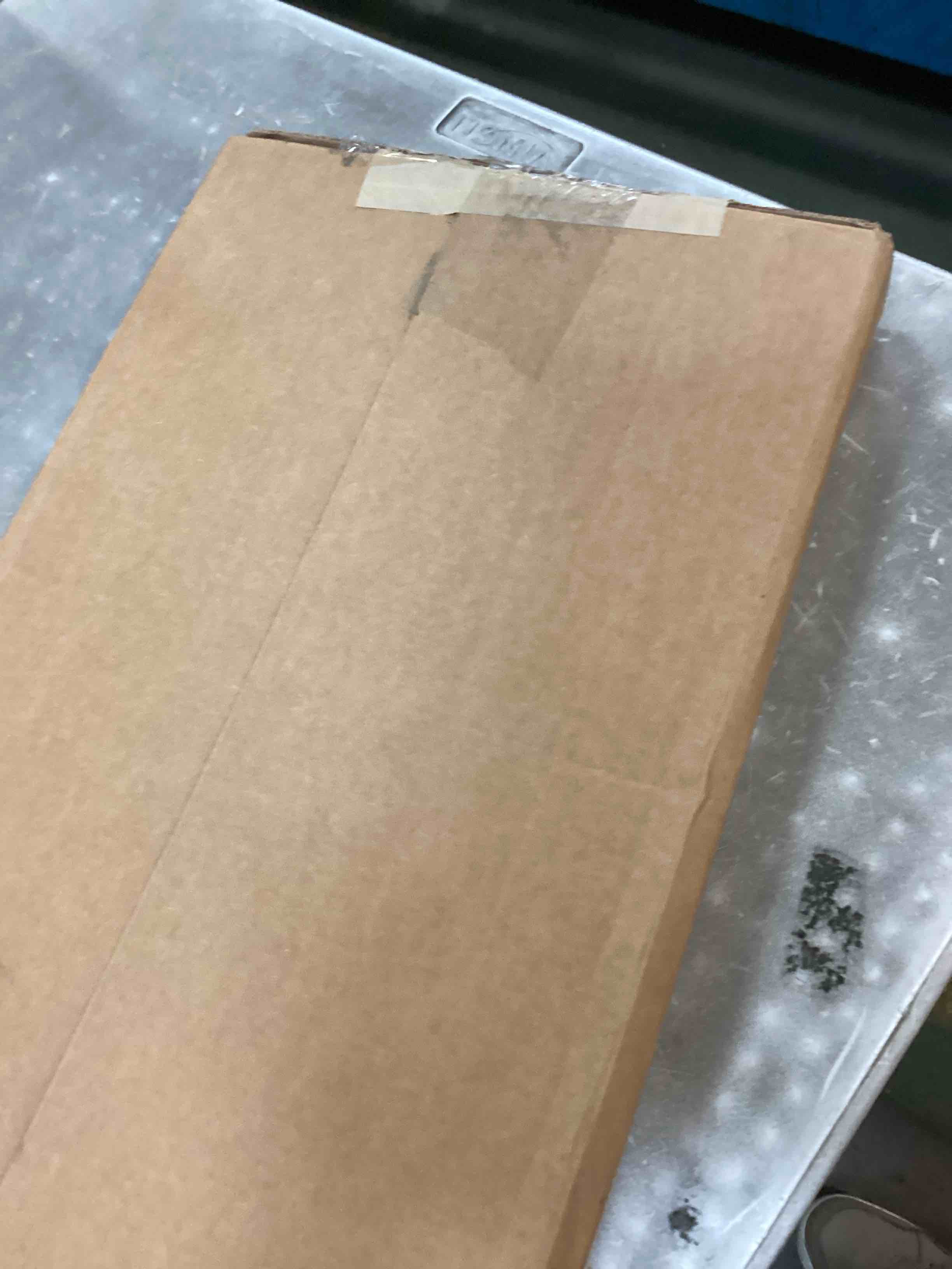 https://s3.amazonaws.com/lotting-images-prod/bidfta/BRN3214204_1751053782179.jpeg