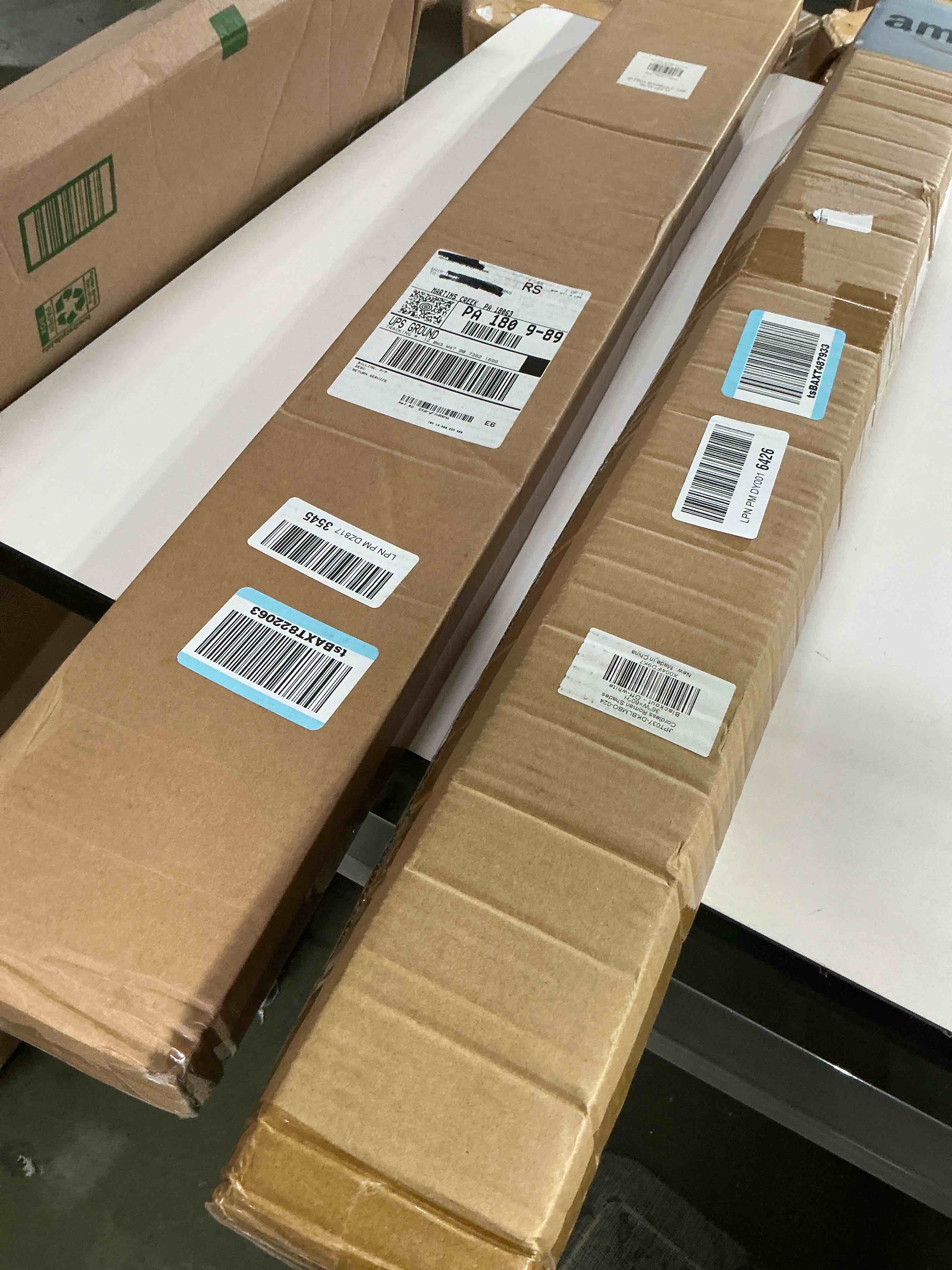 https://s3.amazonaws.com/lotting-images-prod/bidfta/BRN3217649_1754923070375.jpeg