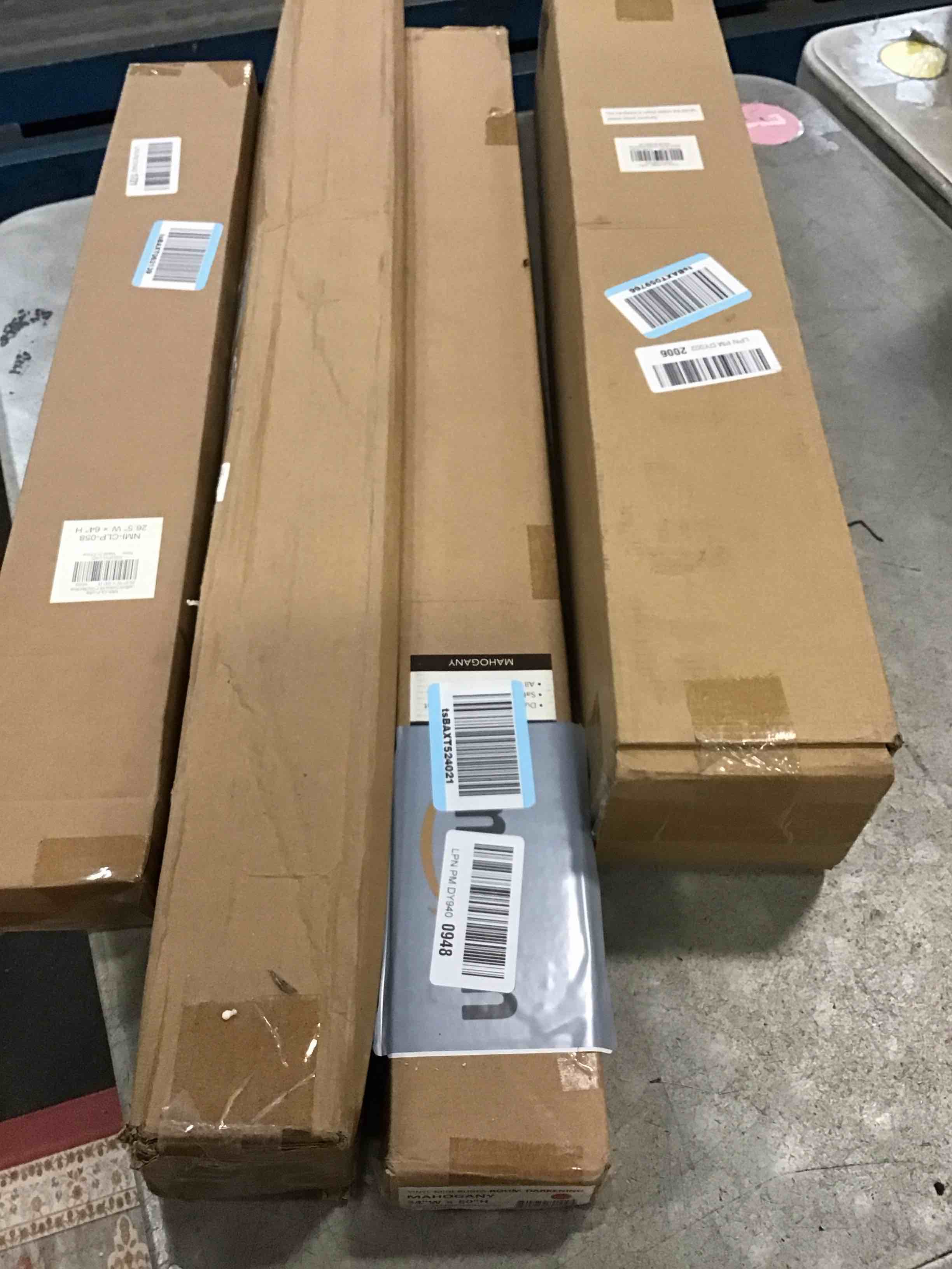 https://s3.amazonaws.com/lotting-images-prod/bidfta/BRN3220160_1750184958561.jpeg