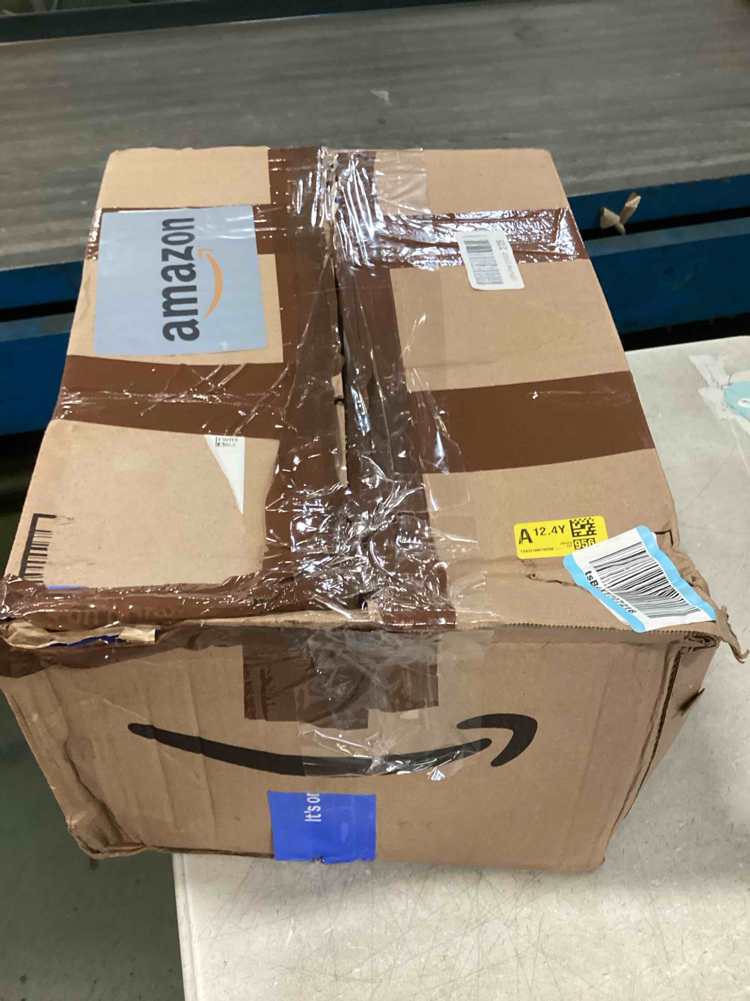 https://s3.amazonaws.com/lotting-images-prod/bidfta/BRN3221520_1750940983125.jpeg