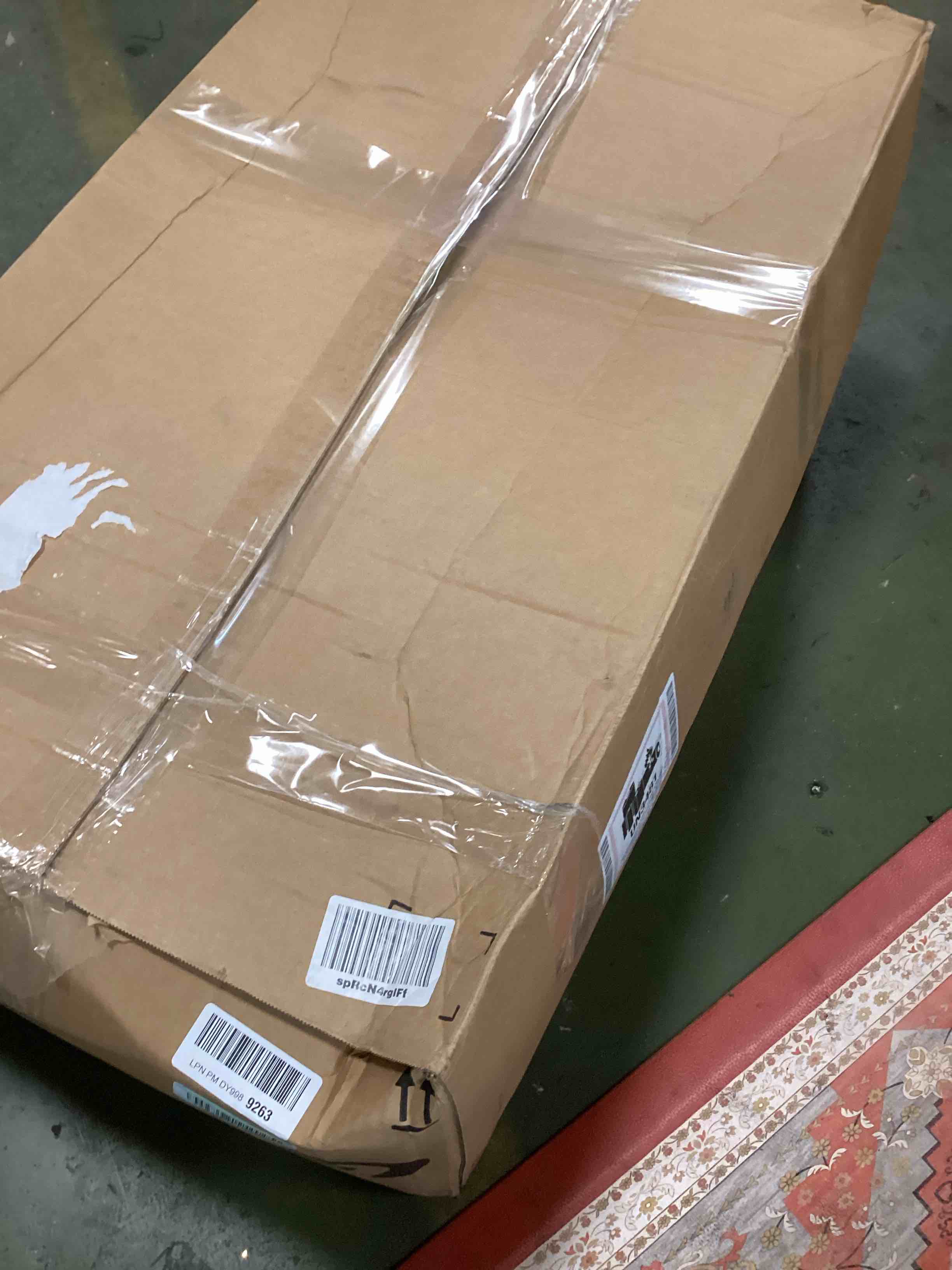 https://s3.amazonaws.com/lotting-images-prod/bidfta/BRN3223468_1750942256321.jpeg