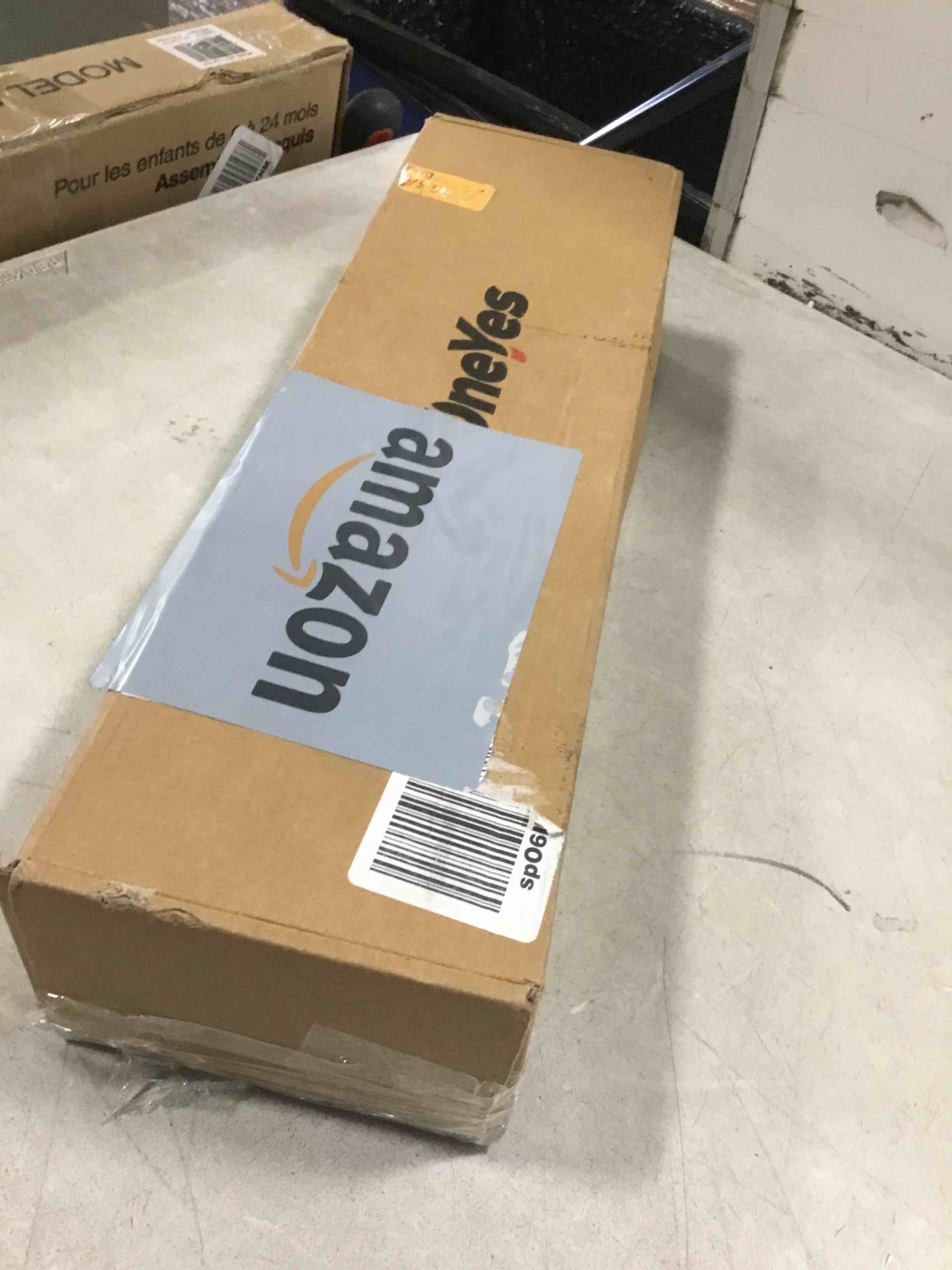 https://s3.amazonaws.com/lotting-images-prod/bidfta/BRN3229104_1750256516254.jpeg