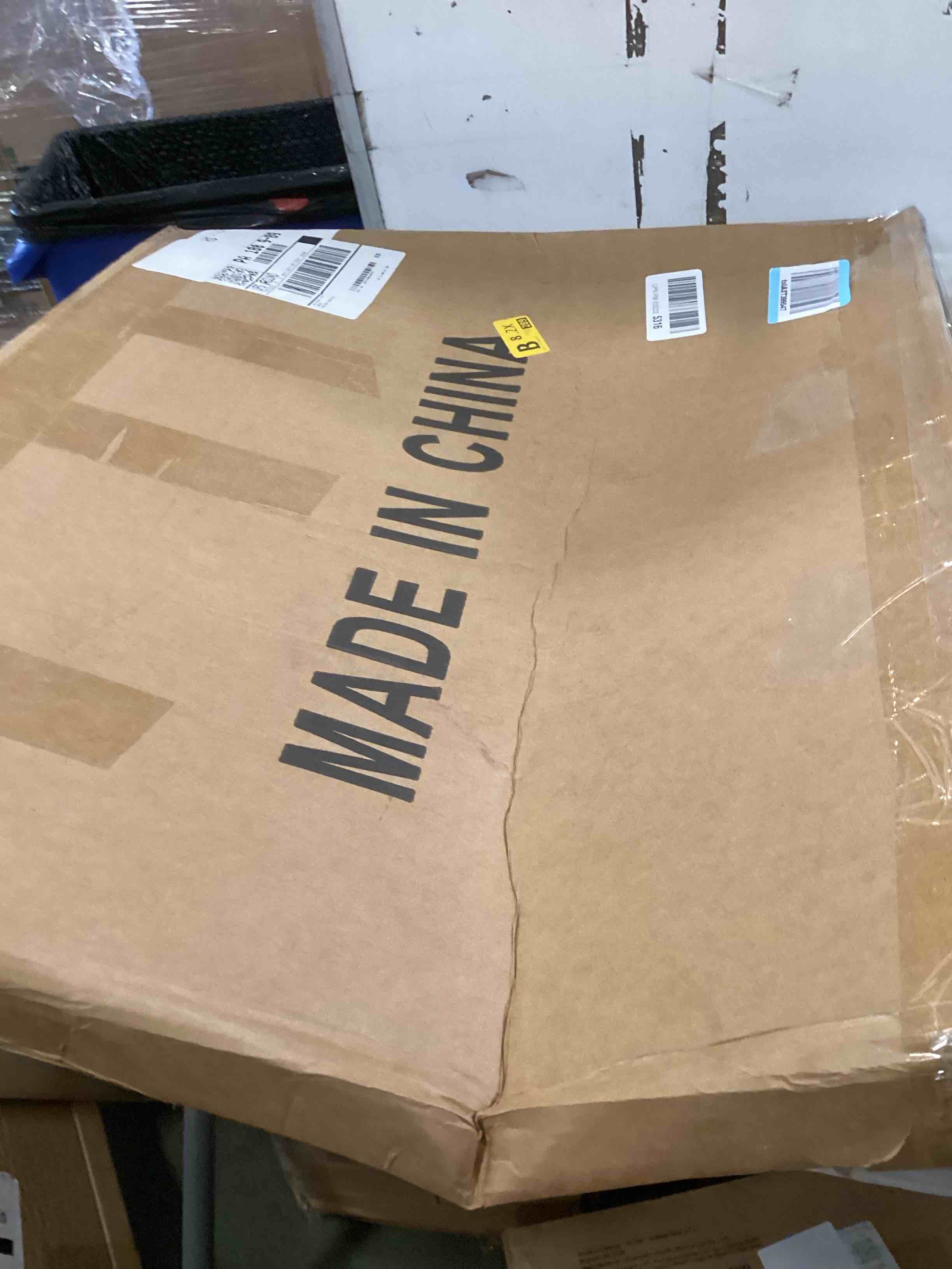 https://s3.amazonaws.com/lotting-images-prod/bidfta/BRN3229151_1750261155709.jpeg