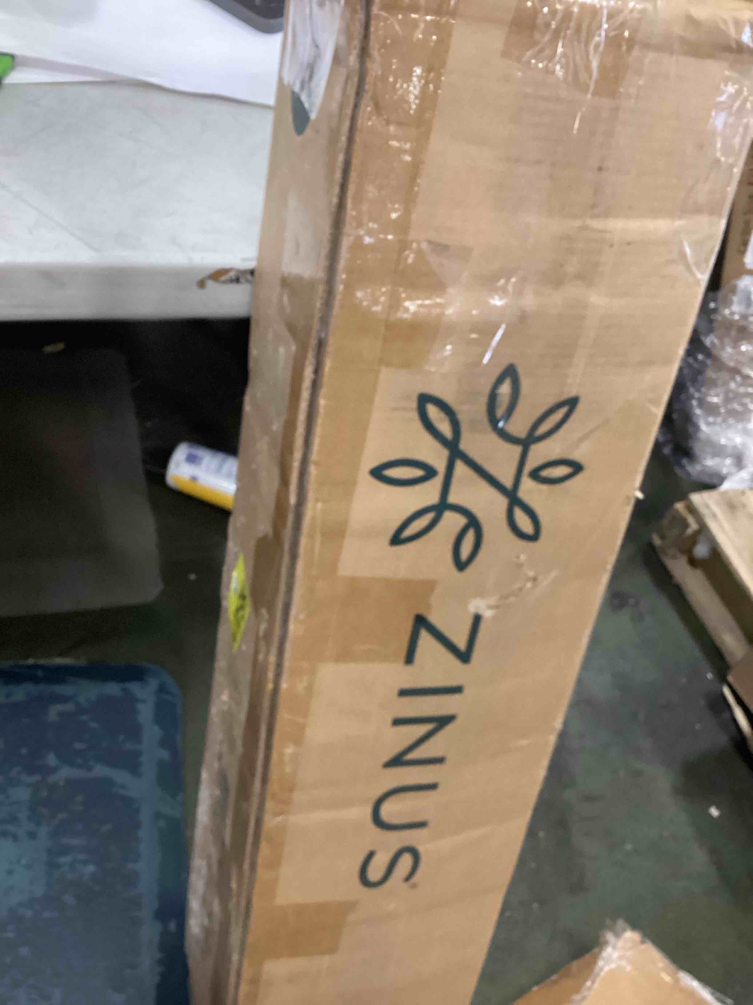 https://s3.amazonaws.com/lotting-images-prod/bidfta/BRN3229309_1750339816532.jpeg