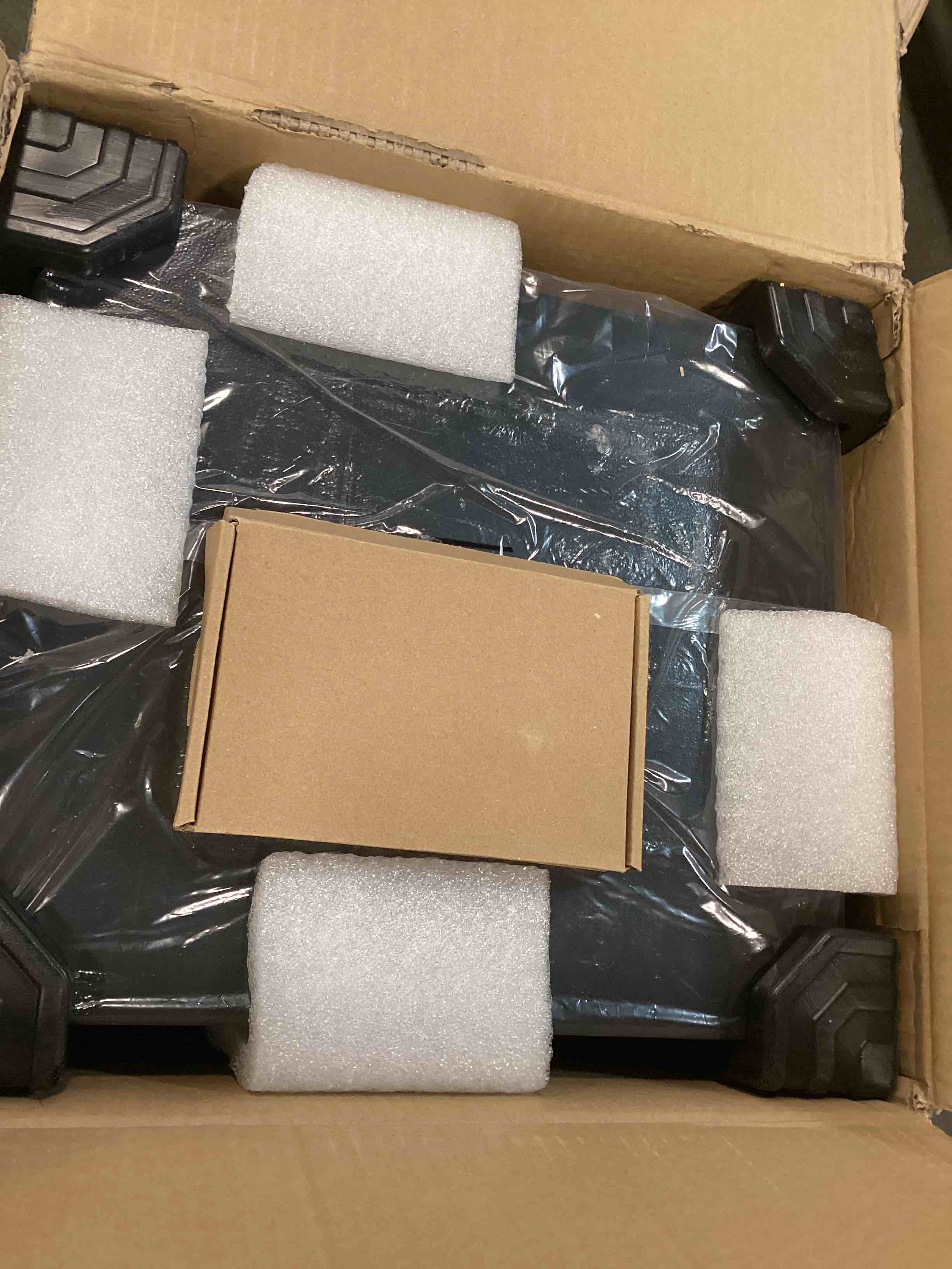 https://s3.amazonaws.com/lotting-images-prod/bidfta/BRN3229739_1750512071323.jpeg