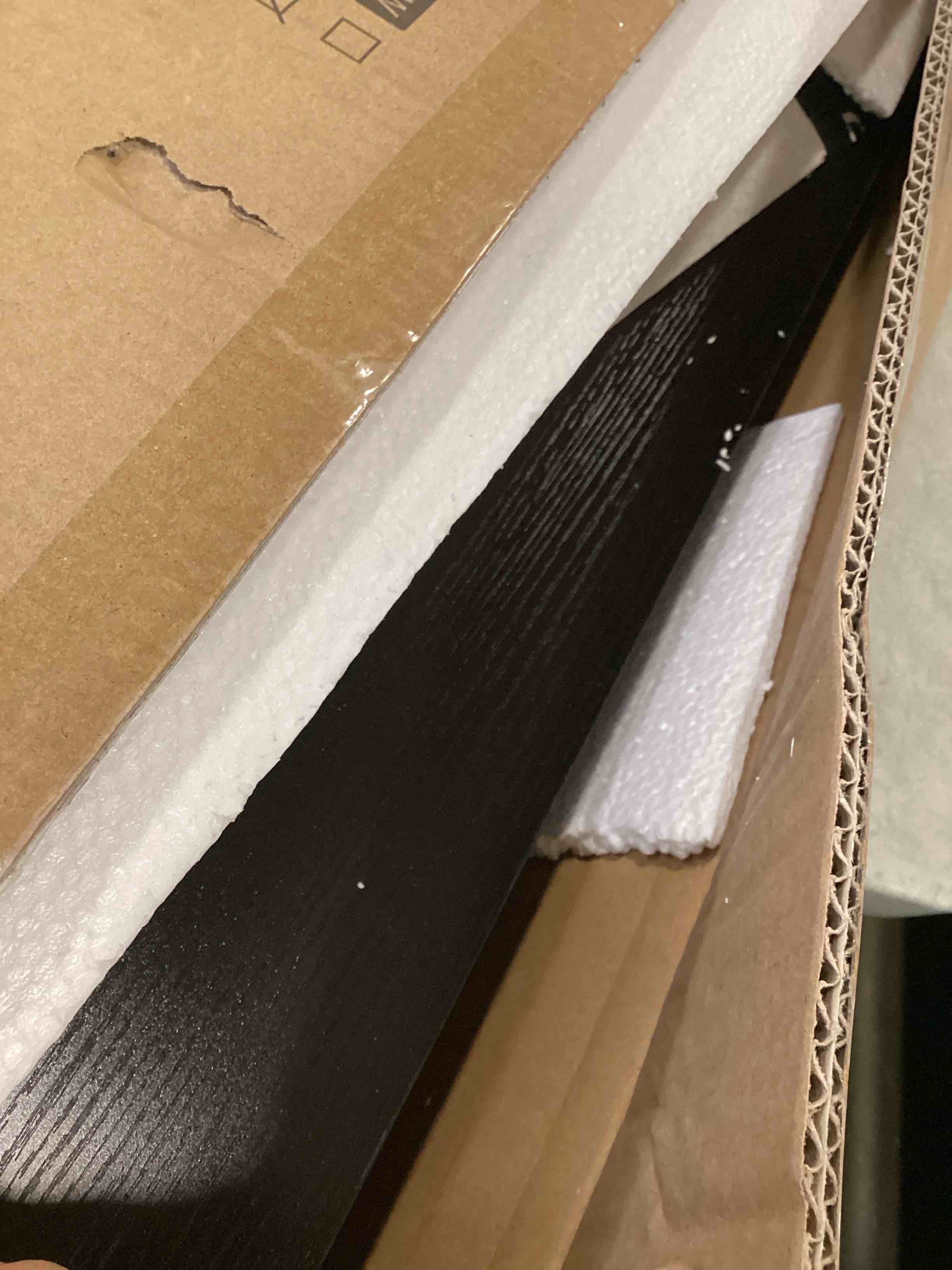 https://s3.amazonaws.com/lotting-images-prod/bidfta/BRN3230624_1750944358431.jpeg