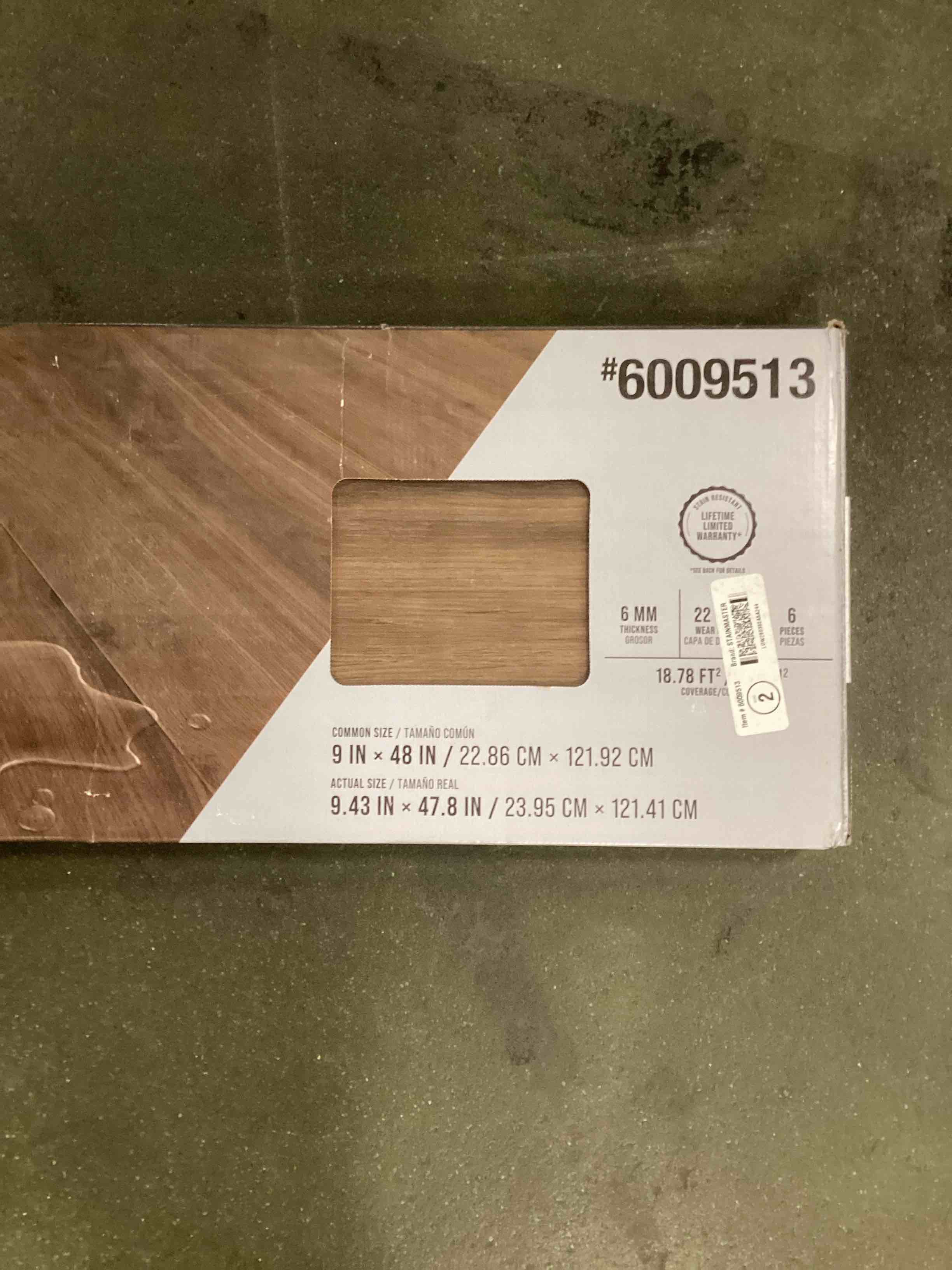Condition photo showing Good Condition for STAINMASTER Fletcher Oak 22-mil x 9-in W x 47-in L Waterproof Luxury Vinyl Plank Flooring