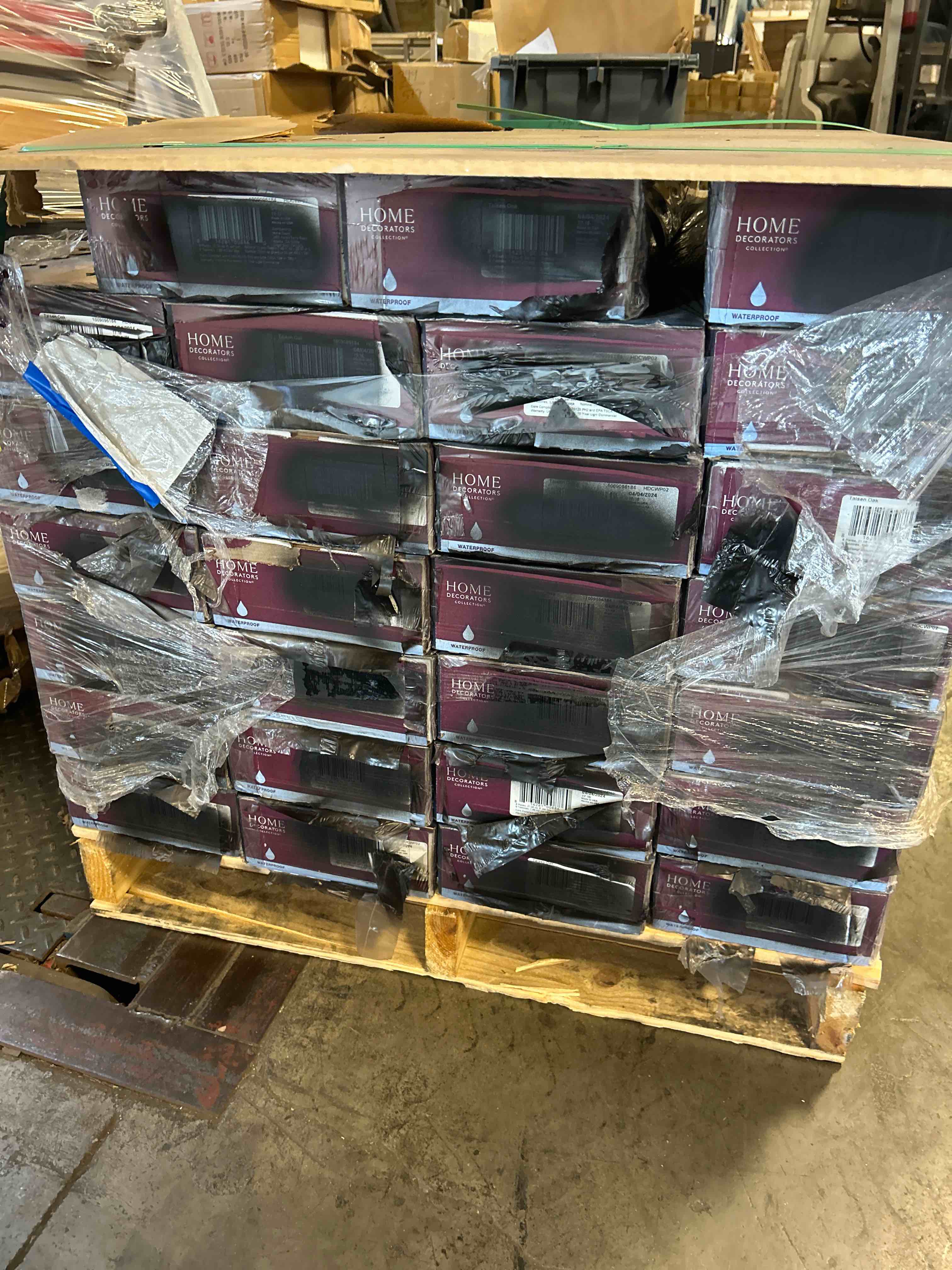 https://s3.amazonaws.com/lotting-images-prod/bidfta/BRN3355000_1751567756428.jpeg
