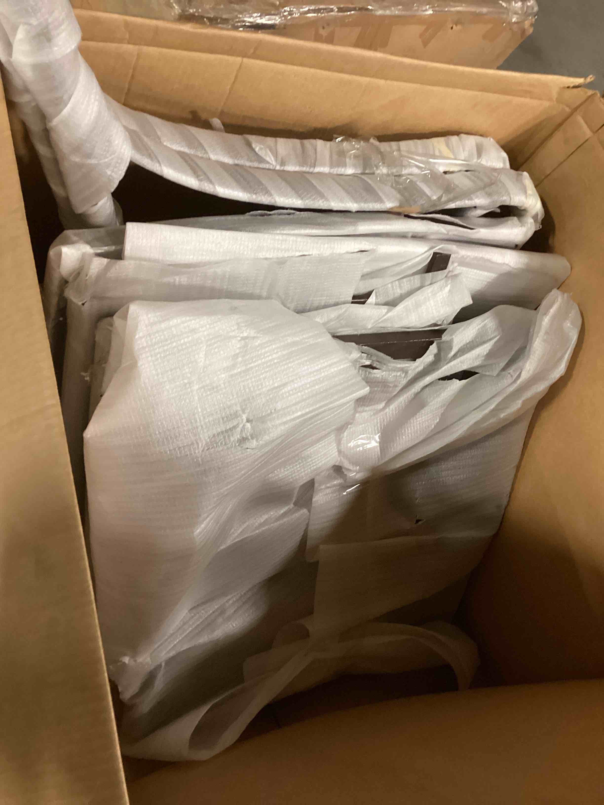https://s3.amazonaws.com/lotting-images-prod/bidfta/BRN3363421_1756389758608.jpeg