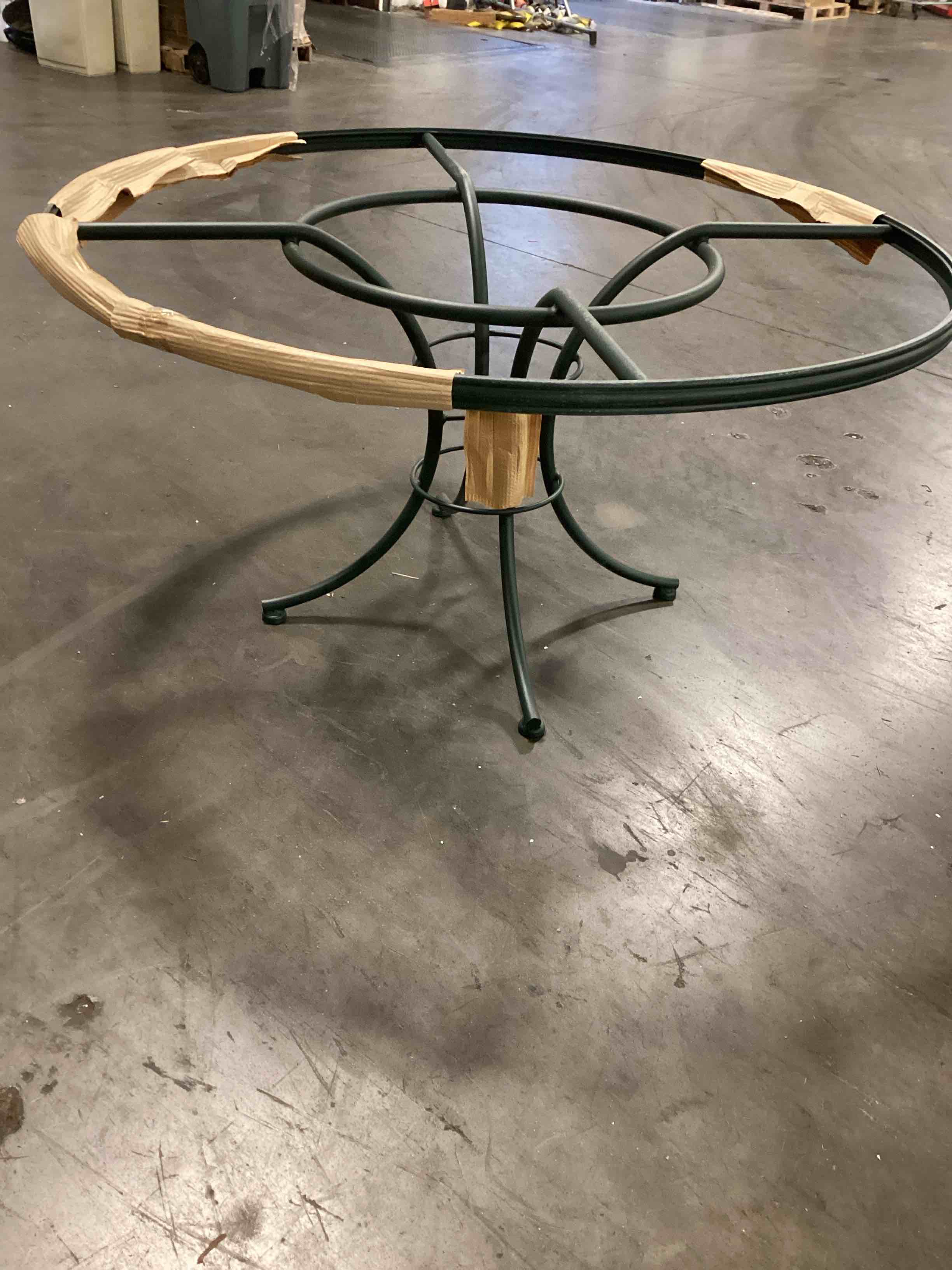 Mallin Round Glass Top Patio Dining Table Green [Base Only] 