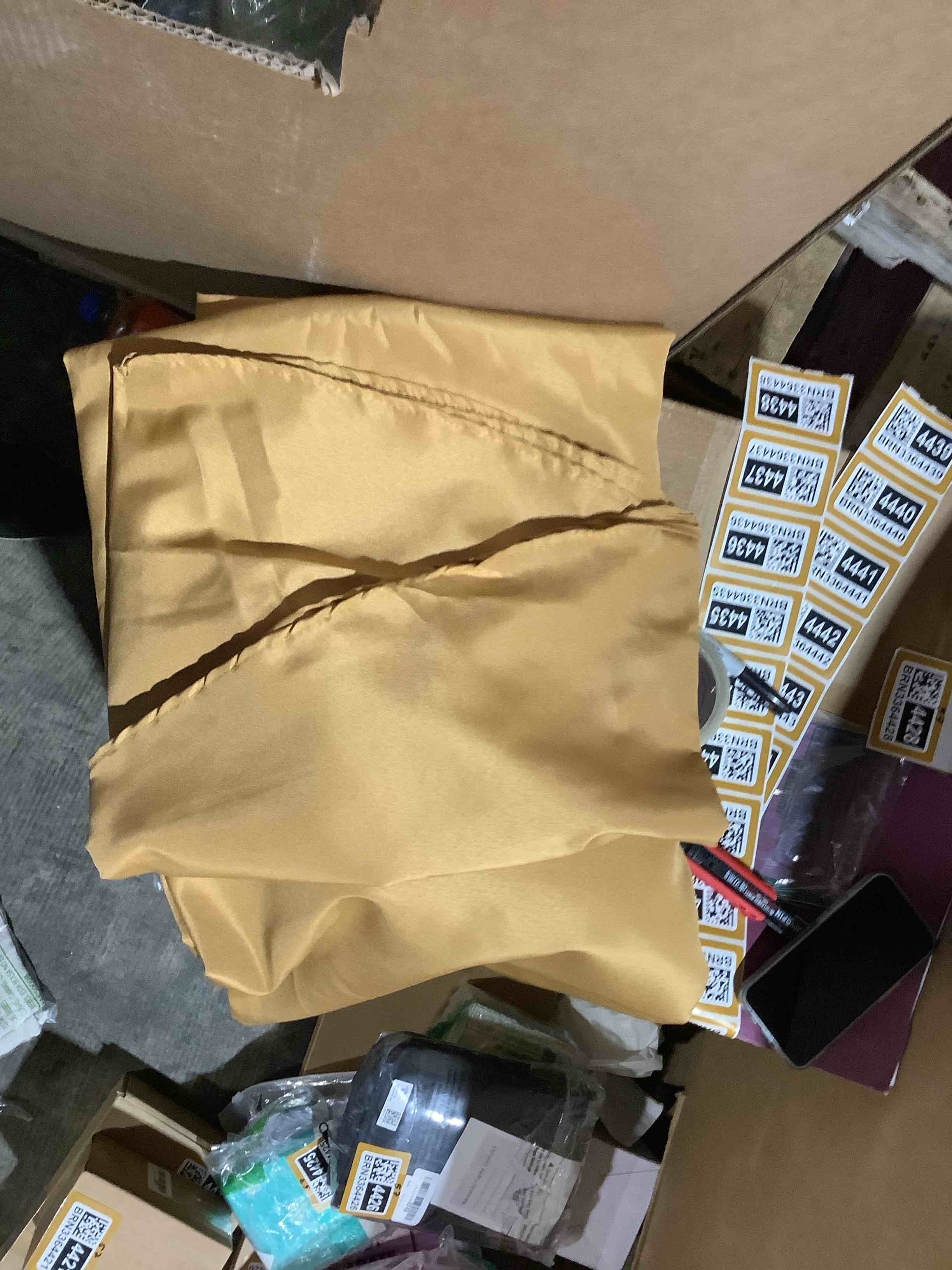 https://s3.amazonaws.com/lotting-images-prod/bidfta/BRN3364429_1750702547444.jpeg