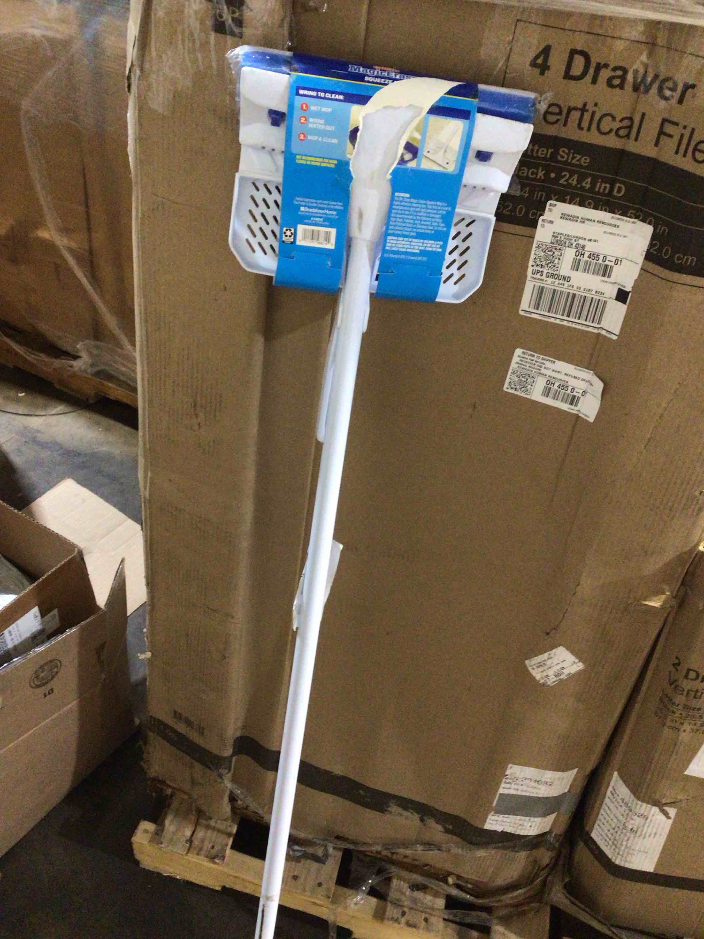 https://s3.amazonaws.com/lotting-images-prod/bidfta/BRN3364984_1752783177268.jpeg