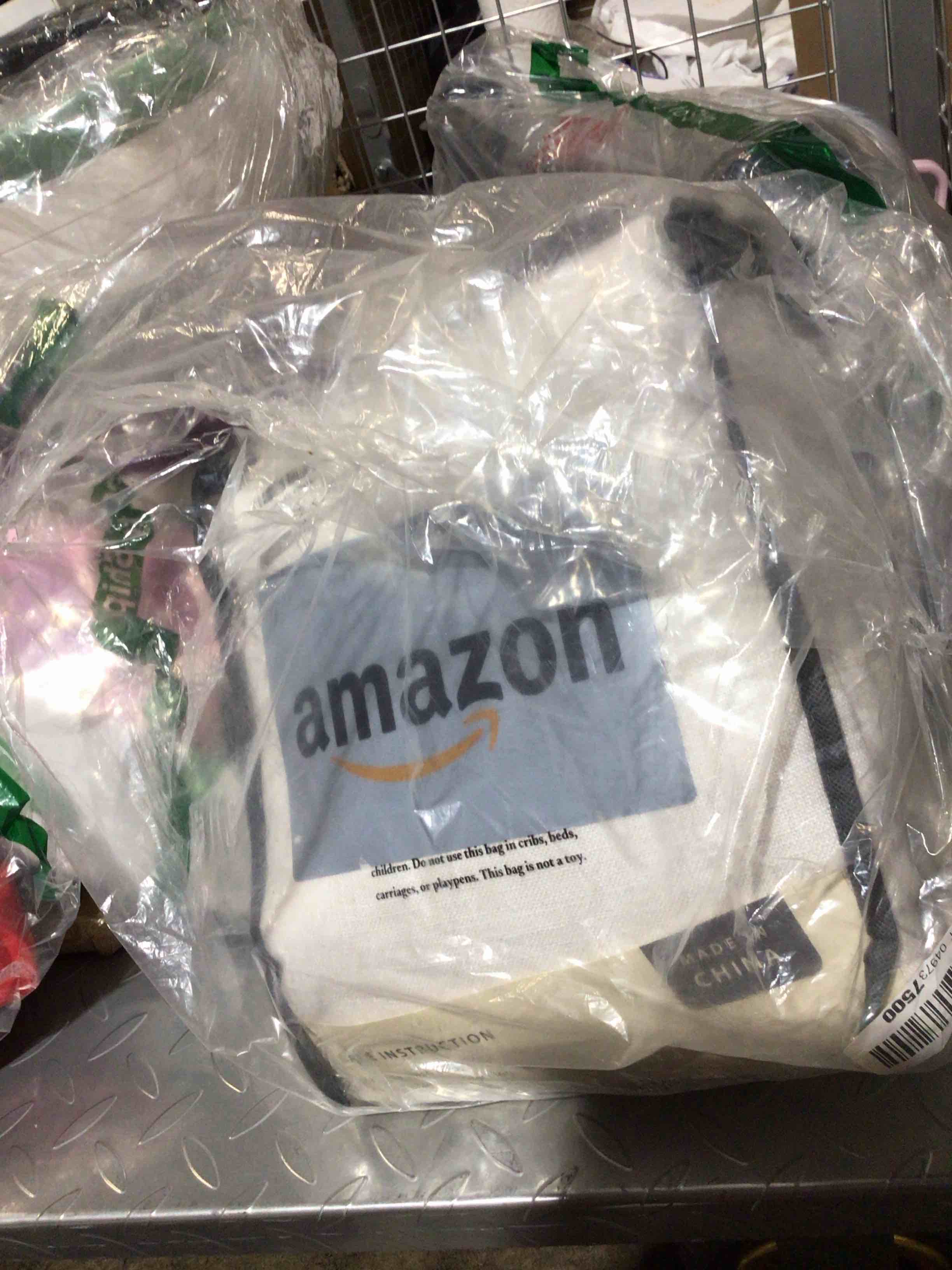 https://s3.amazonaws.com/lotting-images-prod/bidfta/BRN3365029_1752853894004.jpeg