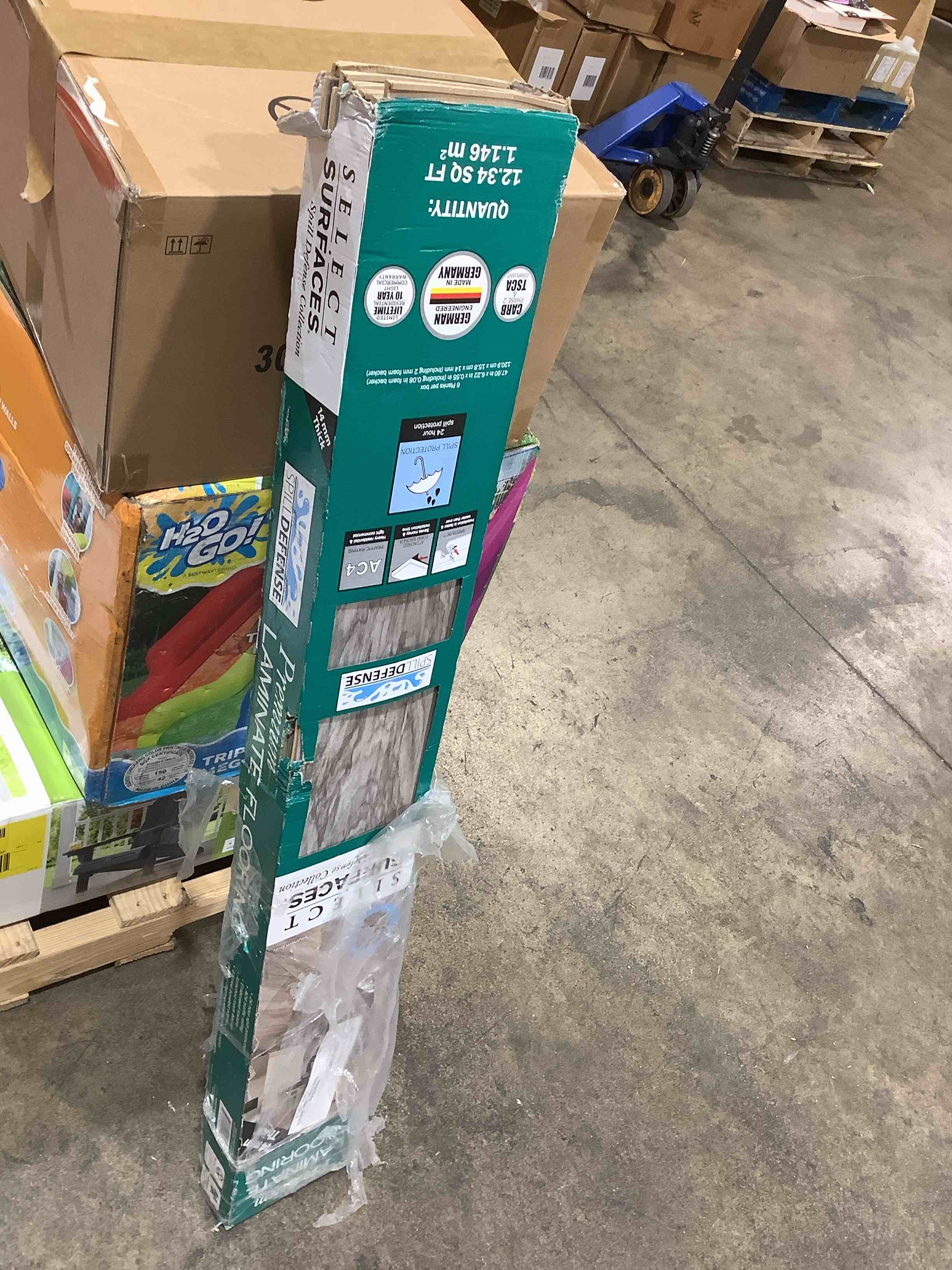 https://s3.amazonaws.com/lotting-images-prod/bidfta/BRN3365623_1754408624368.jpeg