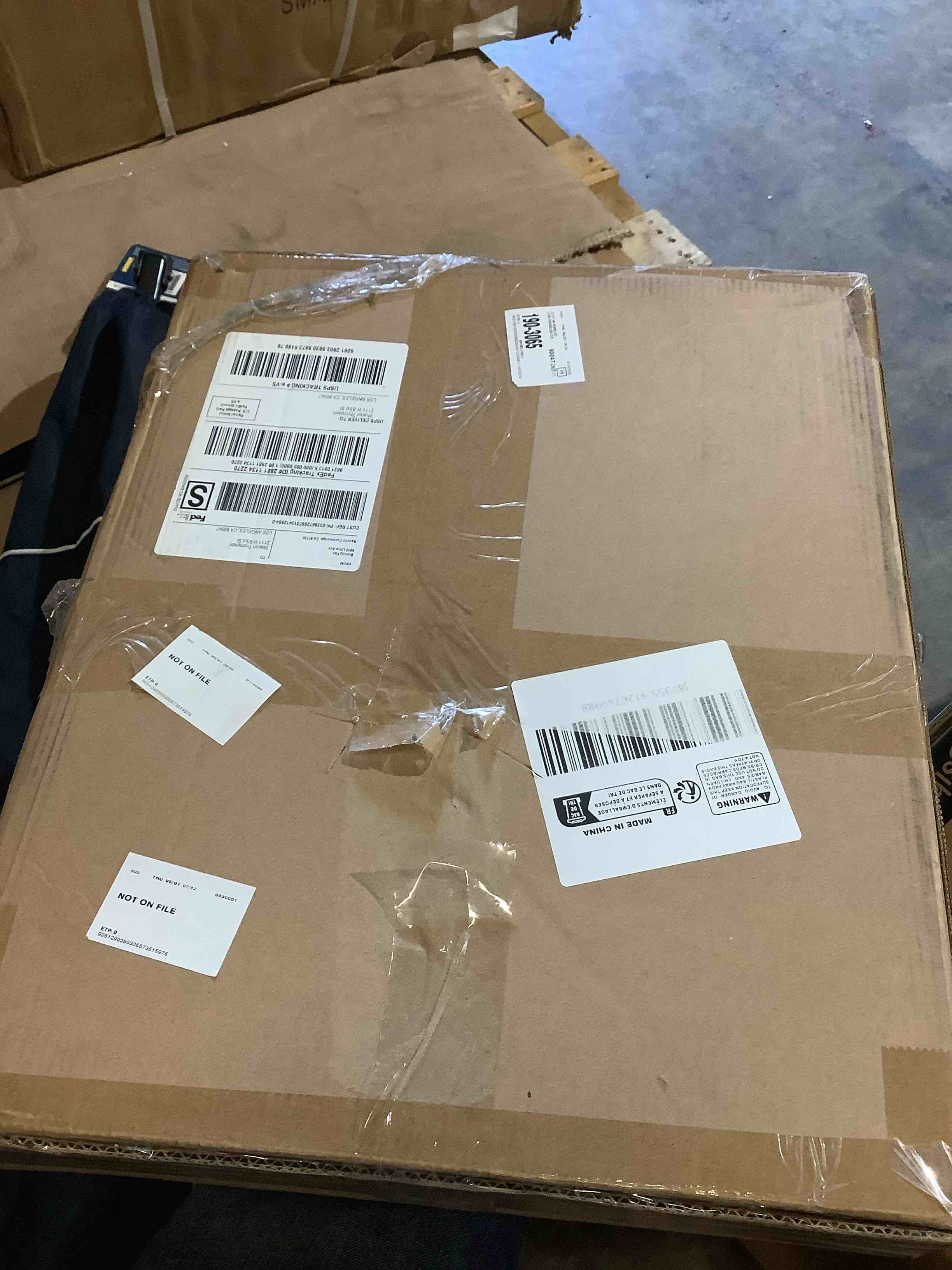 https://s3.amazonaws.com/lotting-images-prod/bidfta/BRN3365739_1754598631712.jpeg