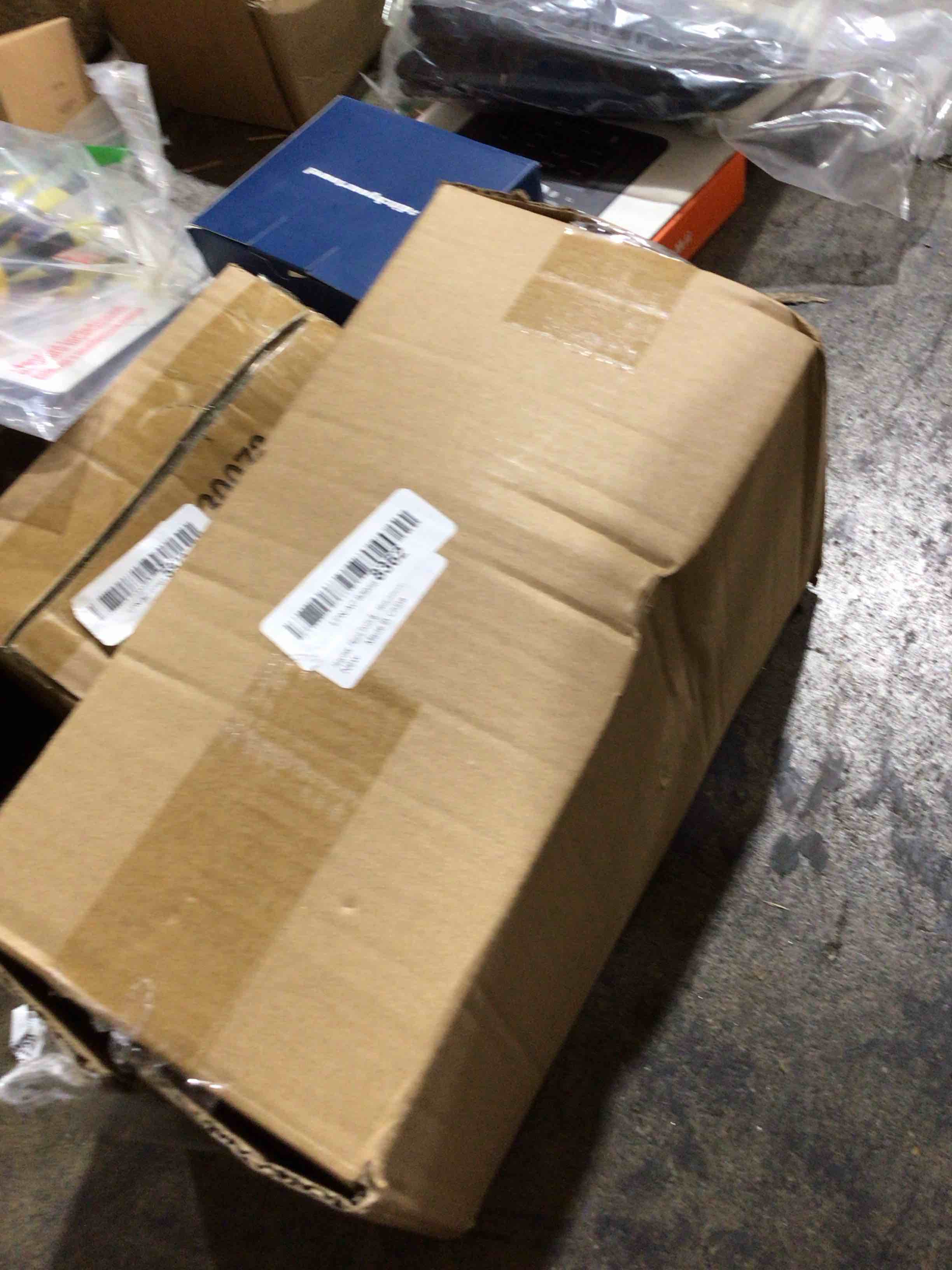 https://s3.amazonaws.com/lotting-images-prod/bidfta/BRN3366155_1755786146177.jpeg