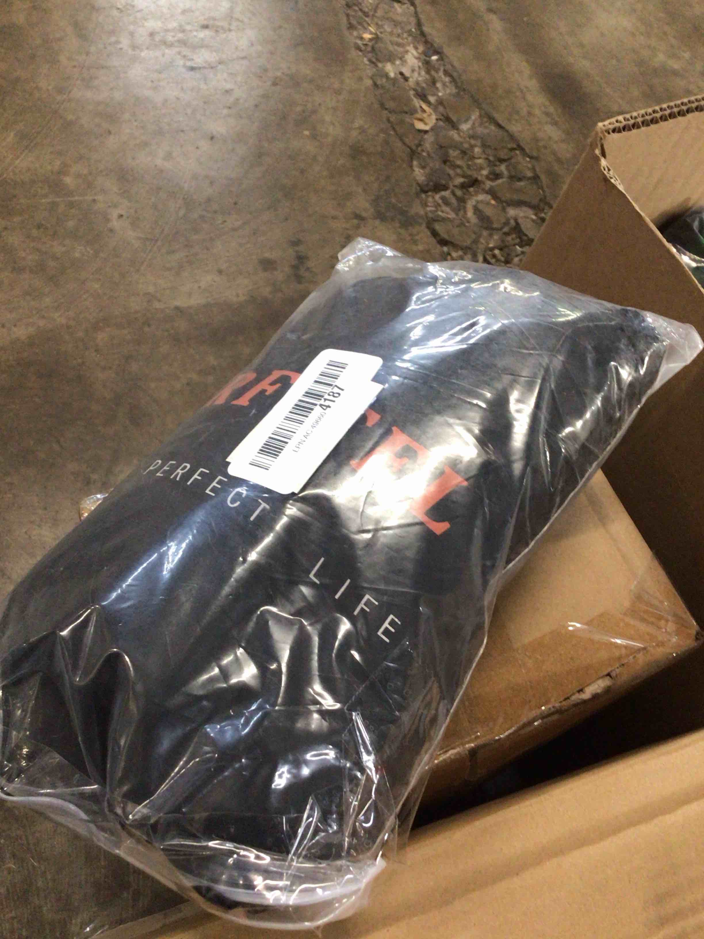 https://s3.amazonaws.com/lotting-images-prod/bidfta/BRN3366387_1756312437172.jpeg