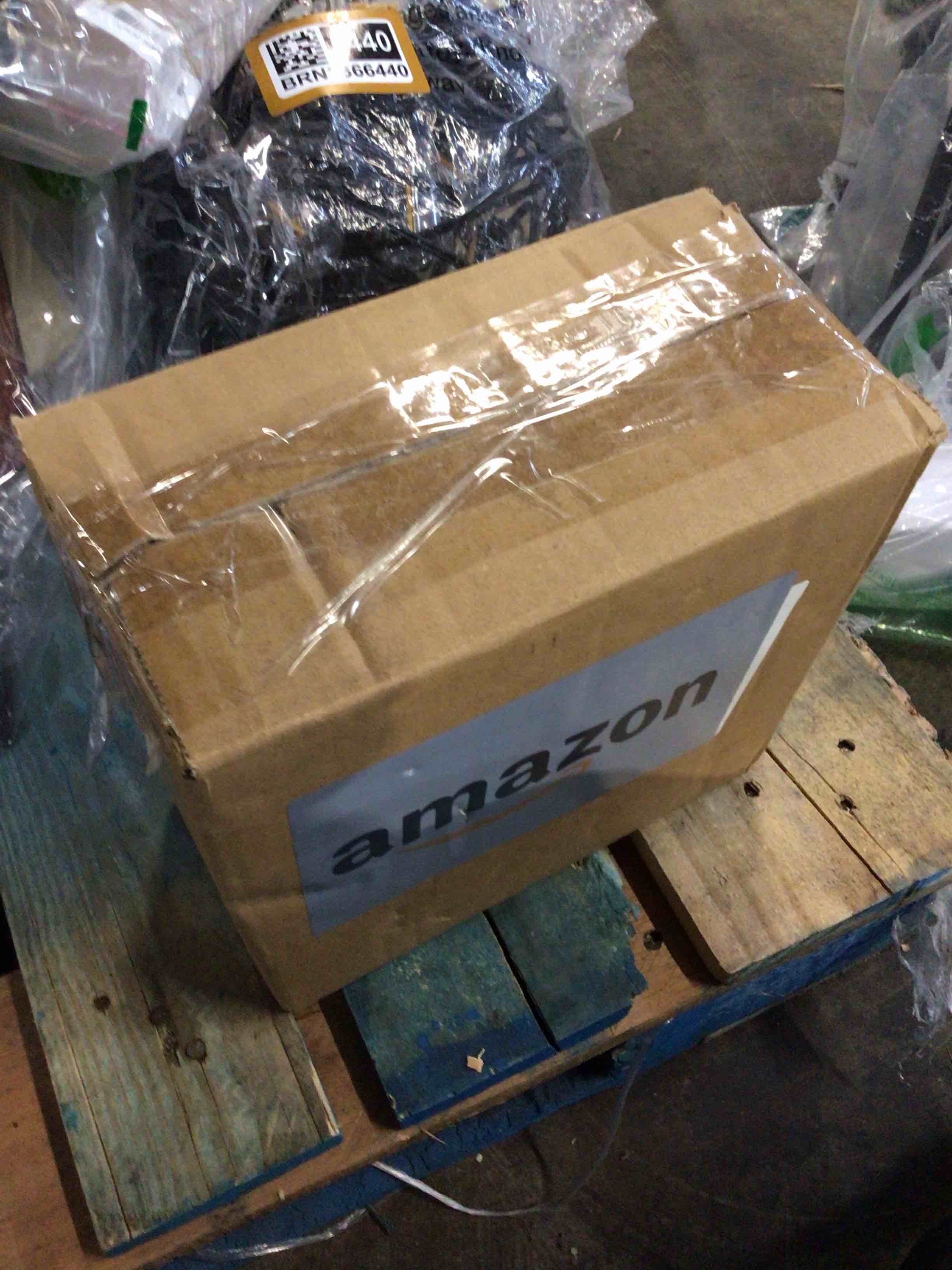 https://s3.amazonaws.com/lotting-images-prod/bidfta/BRN3366451_1756403404928.jpeg
