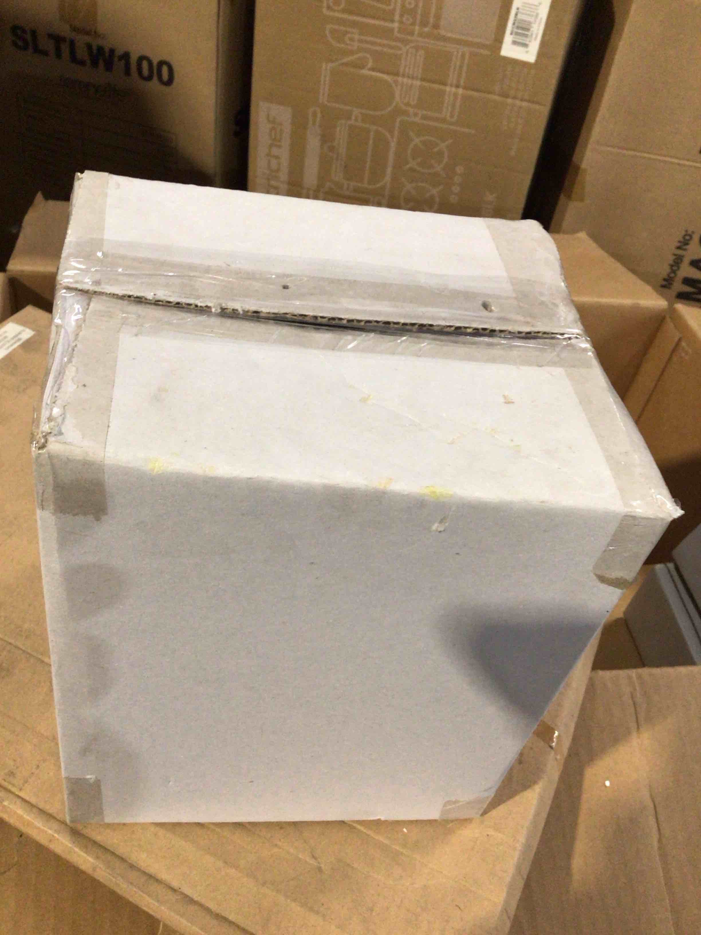 https://s3.amazonaws.com/lotting-images-prod/bidfta/BRN3366583_1757015372470.jpeg