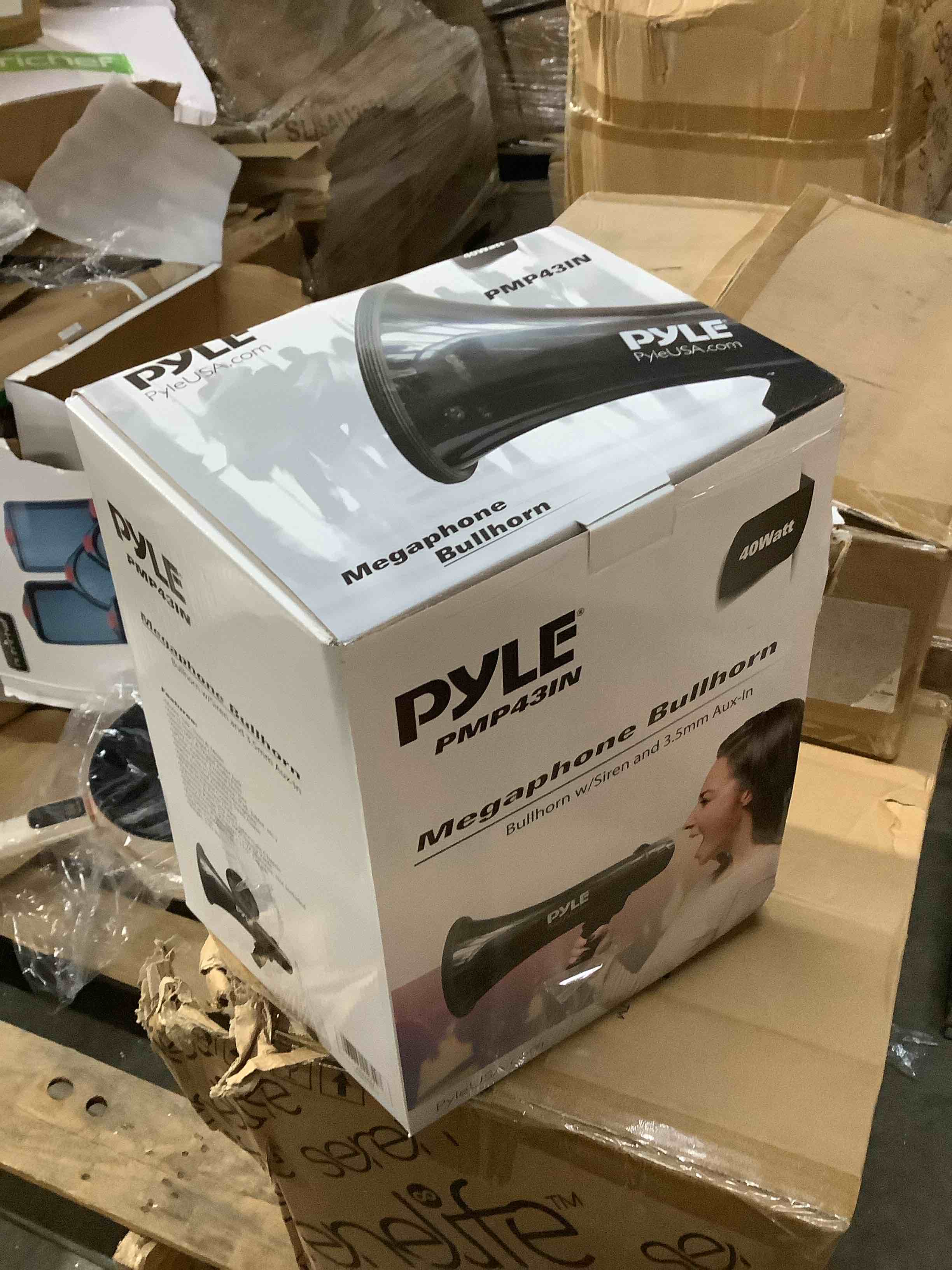 https://s3.amazonaws.com/lotting-images-prod/bidfta/BRN3366650_1757691469538.jpeg