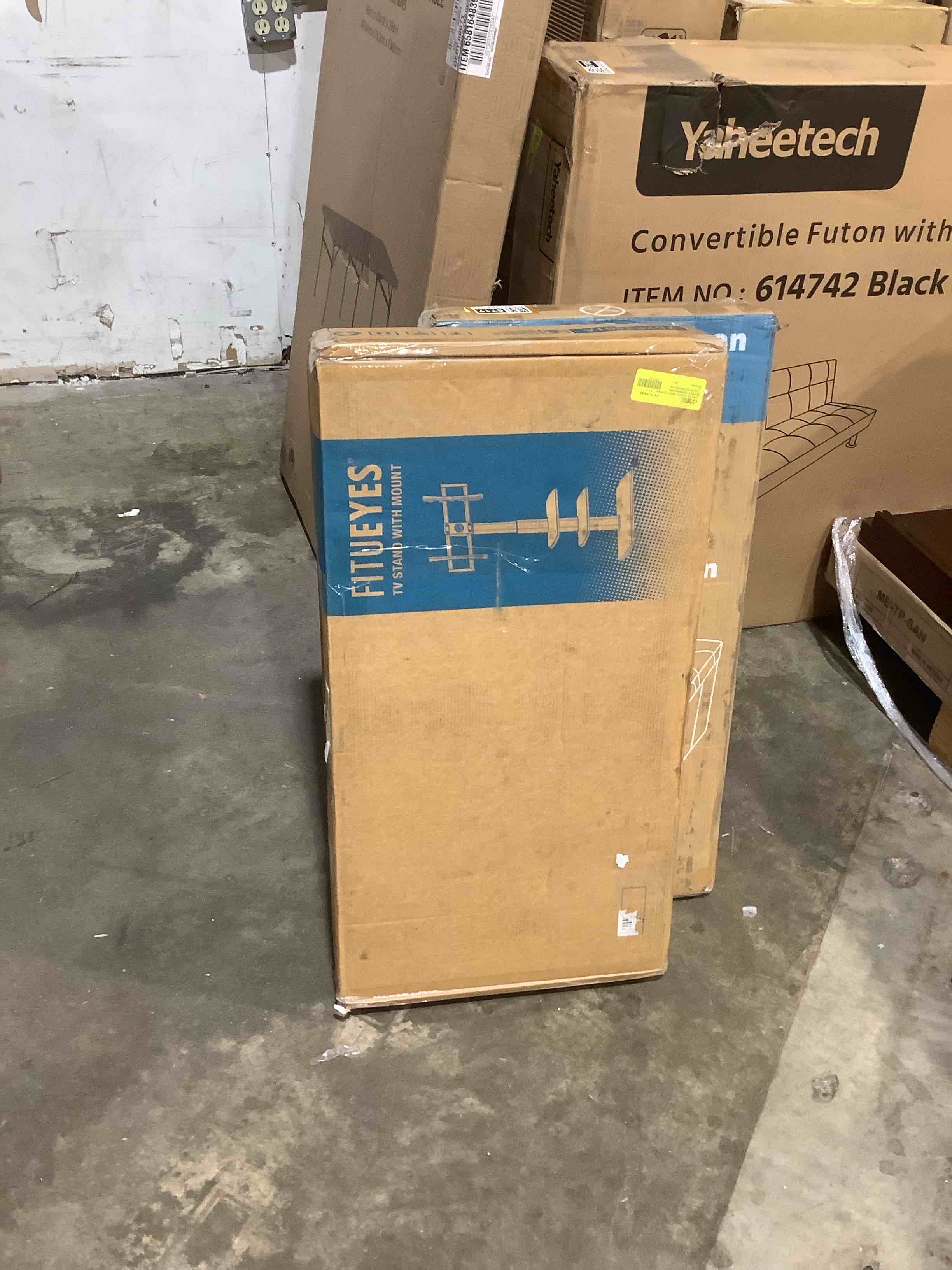 https://s3.amazonaws.com/lotting-images-prod/bidfta/BRN3366721_1757952293863.jpeg