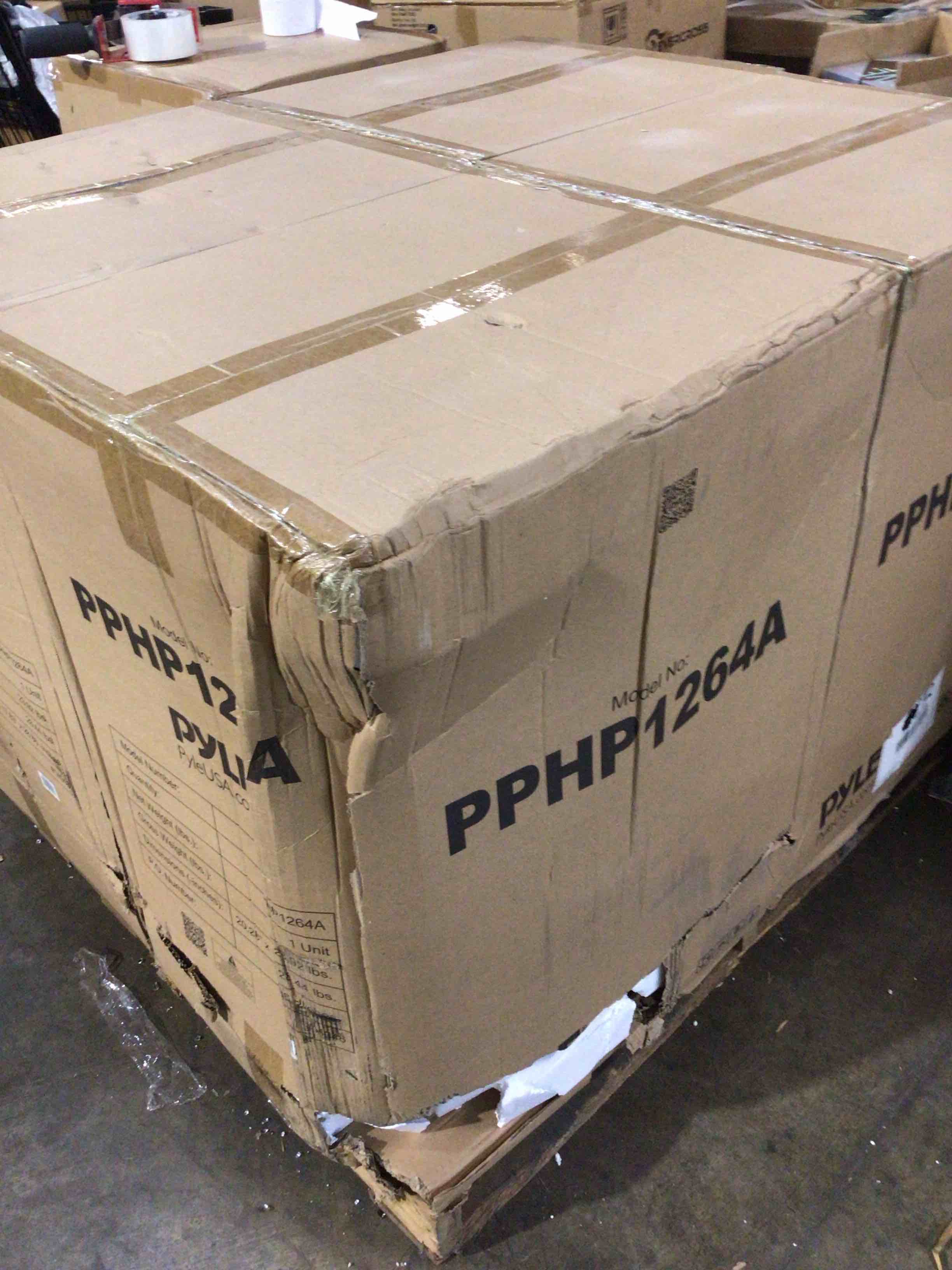 https://s3.amazonaws.com/lotting-images-prod/bidfta/BRN3366777_1758053109033.jpeg