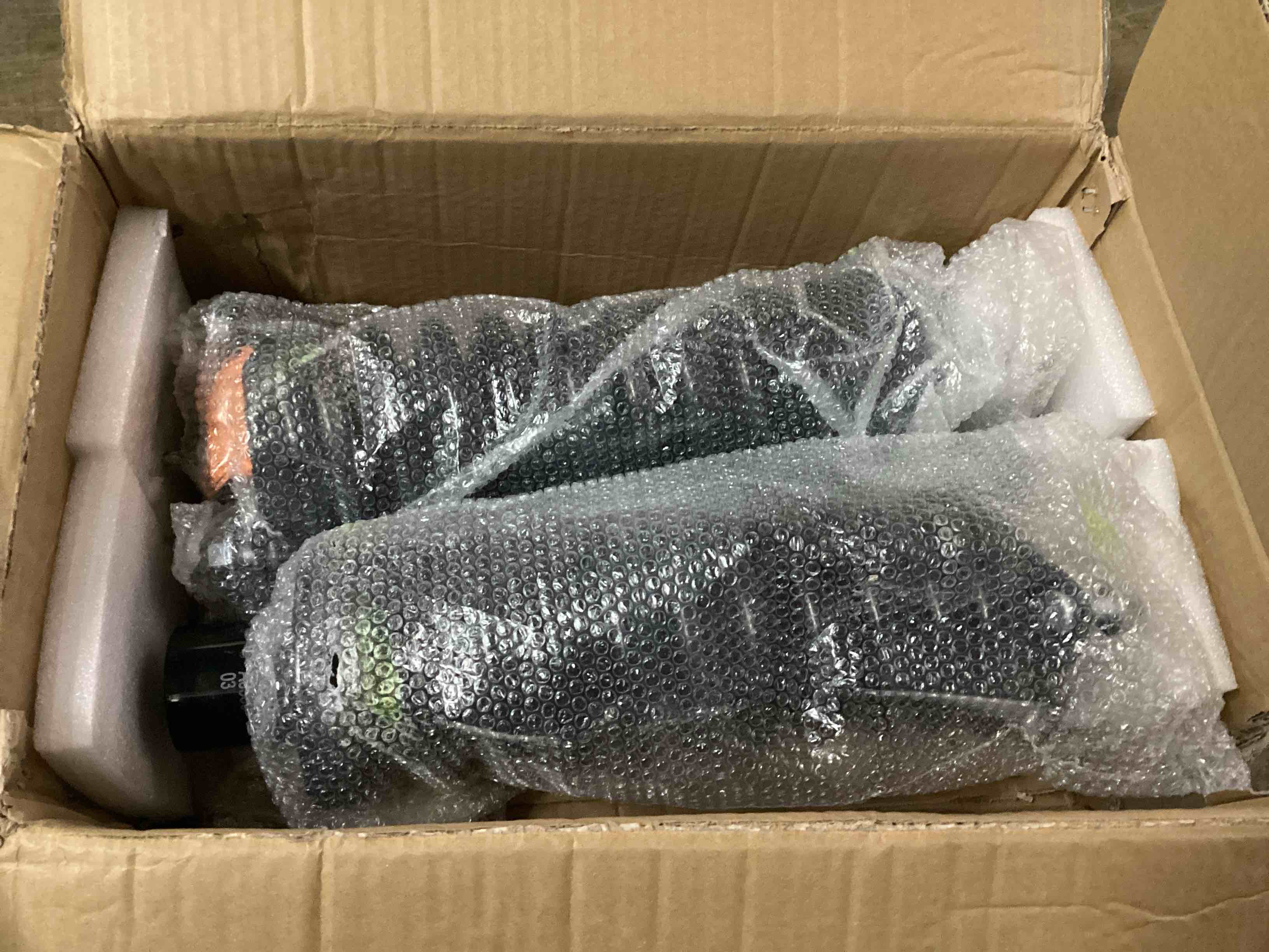 Condition photo showing New/Like New for 4PCS Front And Rear Strut Assembly Fits for Jeep Liberty 2002-2012, for Dodge Nitro 2007-2011