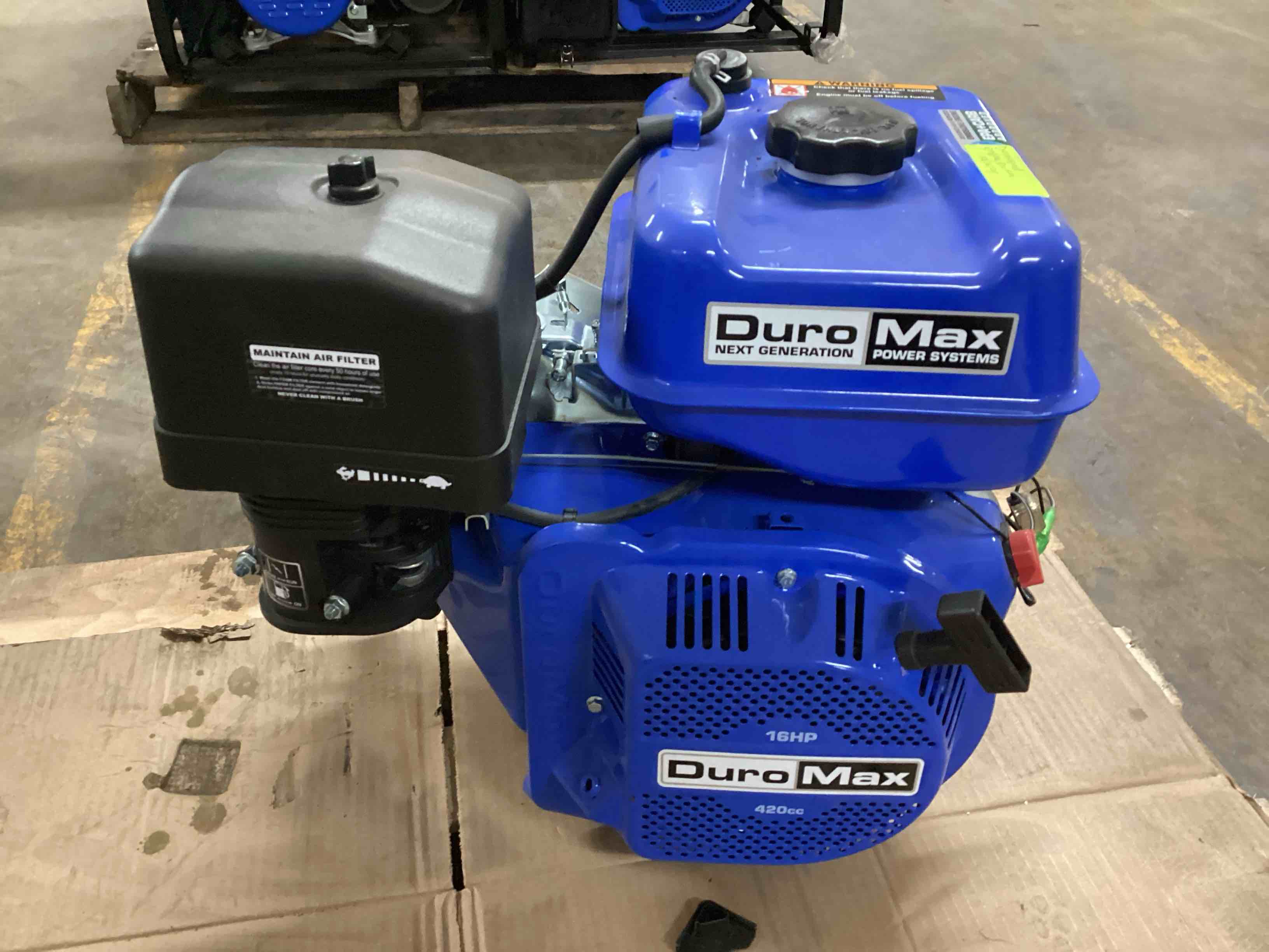 DuroMax 420cc 1-Inch Shaft Gasoline Recoil Start Gasoline Engine