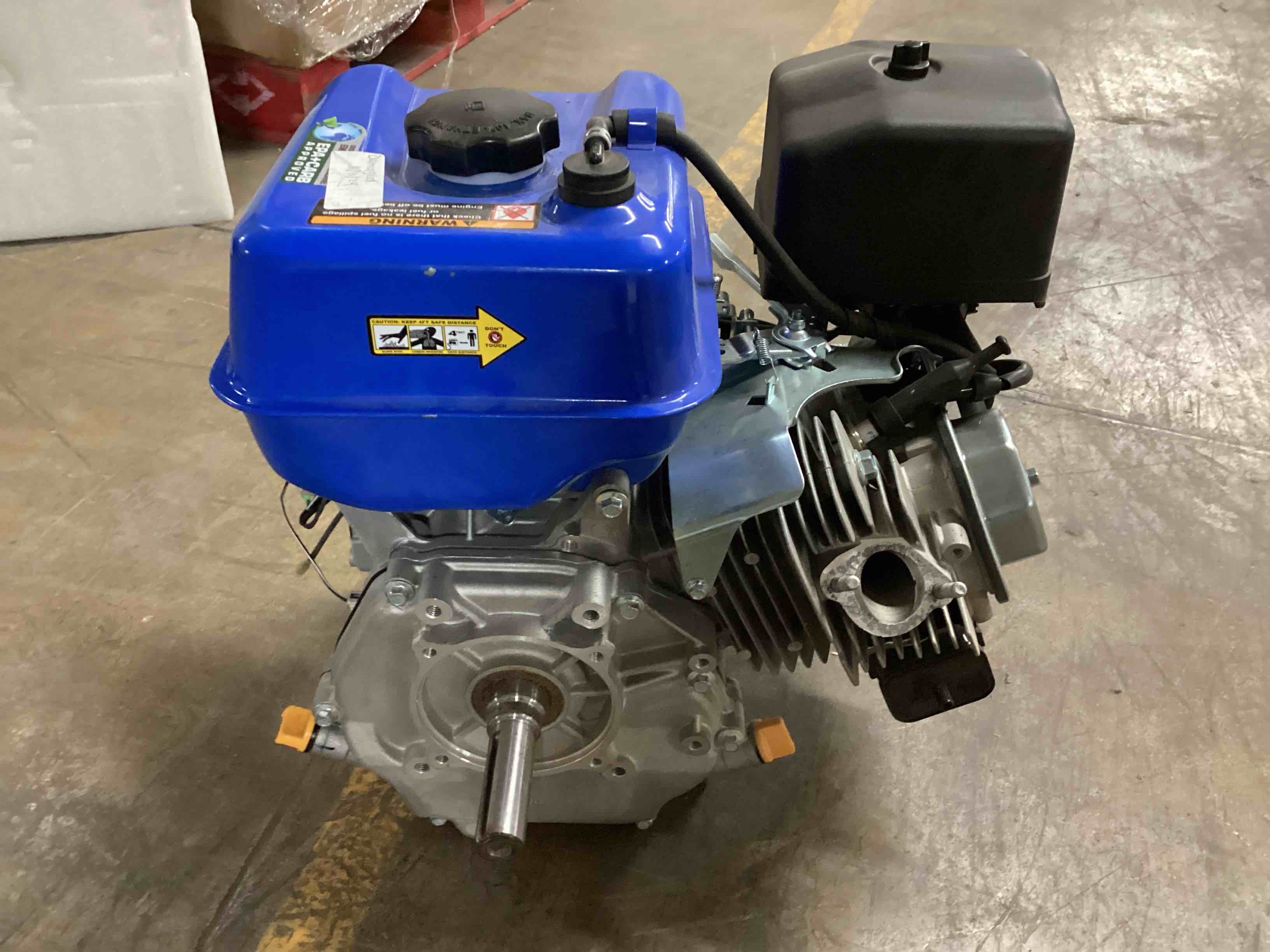 DuroMax Recoil Start Gasoline Engine