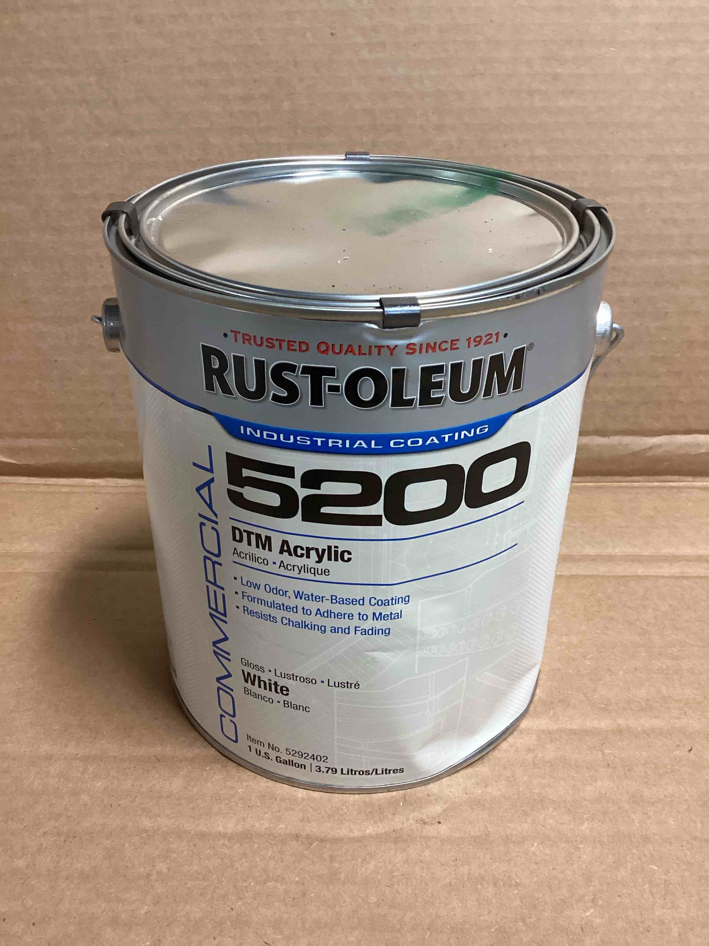 Condition photo showing New/Like New for Rust-Oleum 5200 Acrylic Enamel Gloss White 1 gal. 5292402