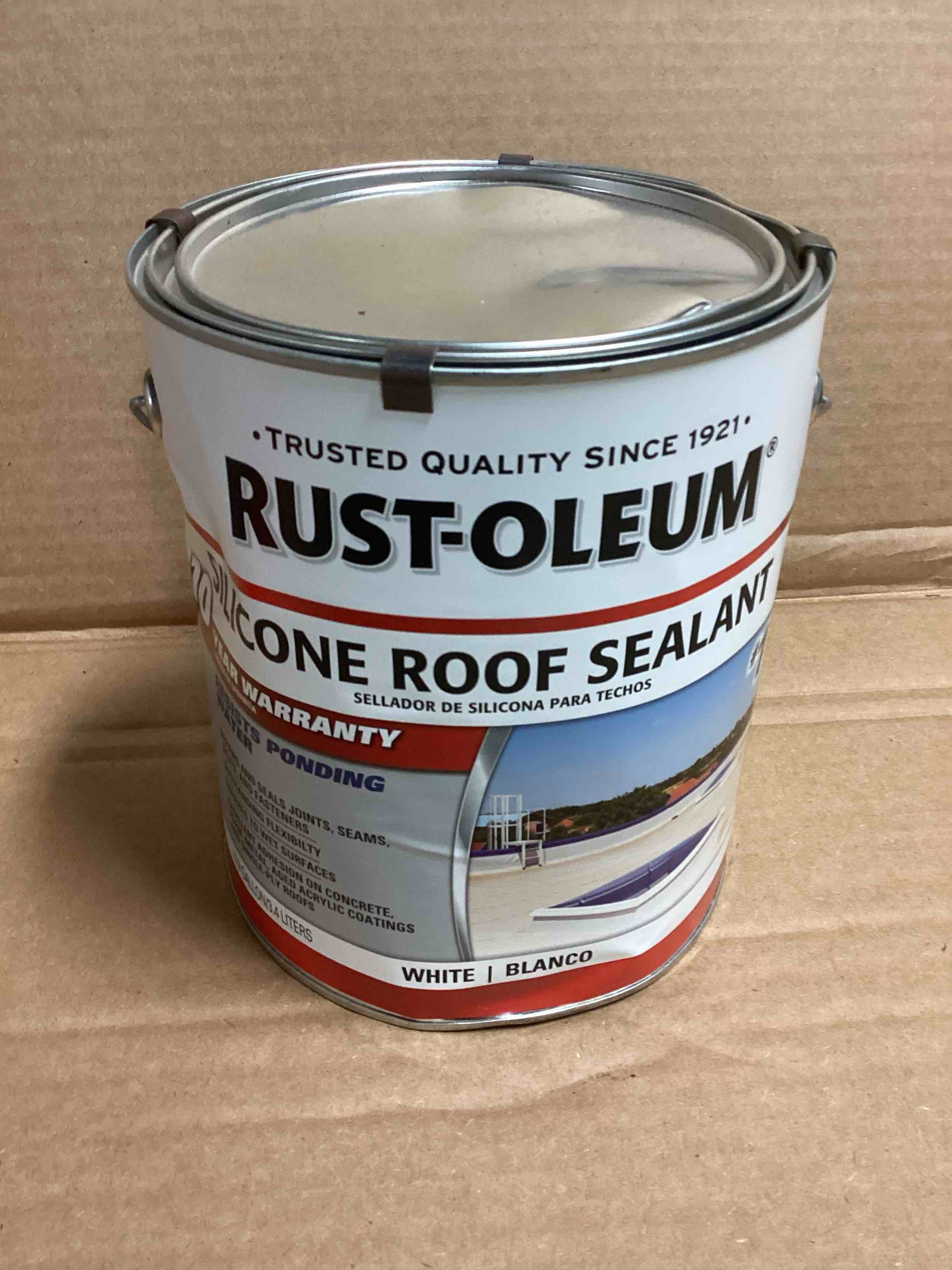 Condition photo showing New/Like New for Rust-Oleum 338726 10 Year Fibered Silicone Roof Sealant gal