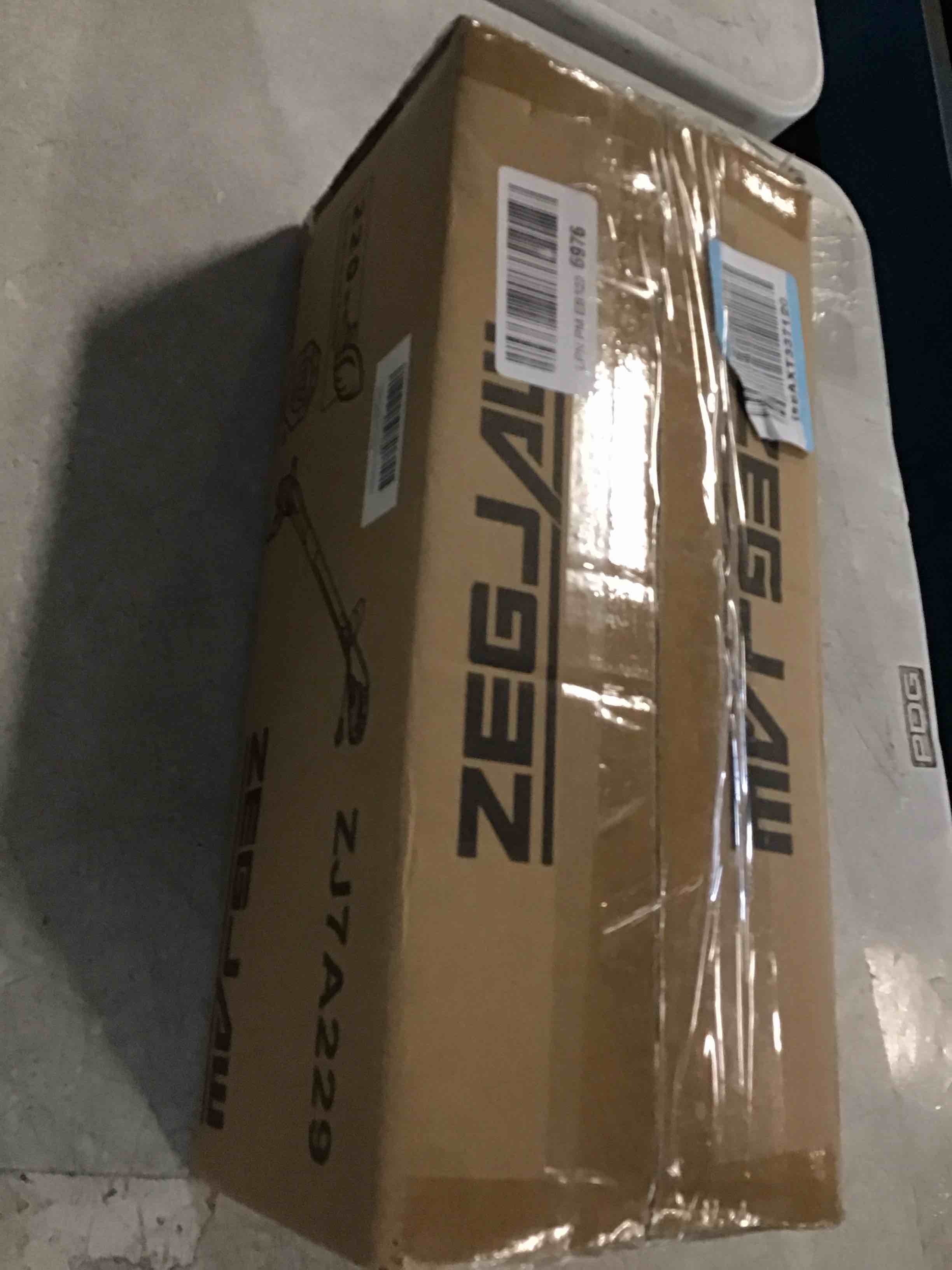 https://s3.amazonaws.com/lotting-images-prod/bidfta/BRN3427518_1749216863853.jpeg