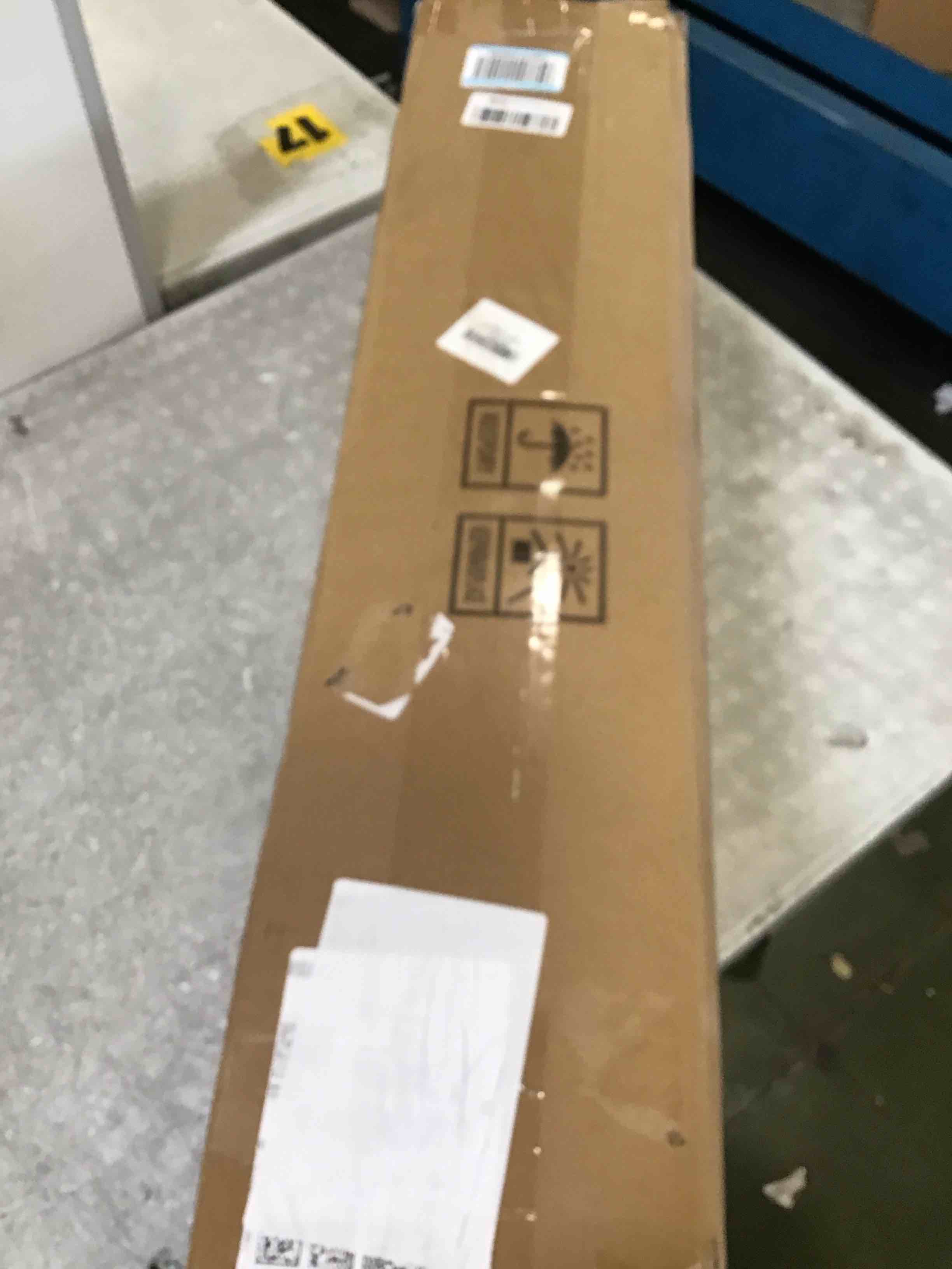 https://s3.amazonaws.com/lotting-images-prod/bidfta/BRN3428448_1749654874150.jpeg