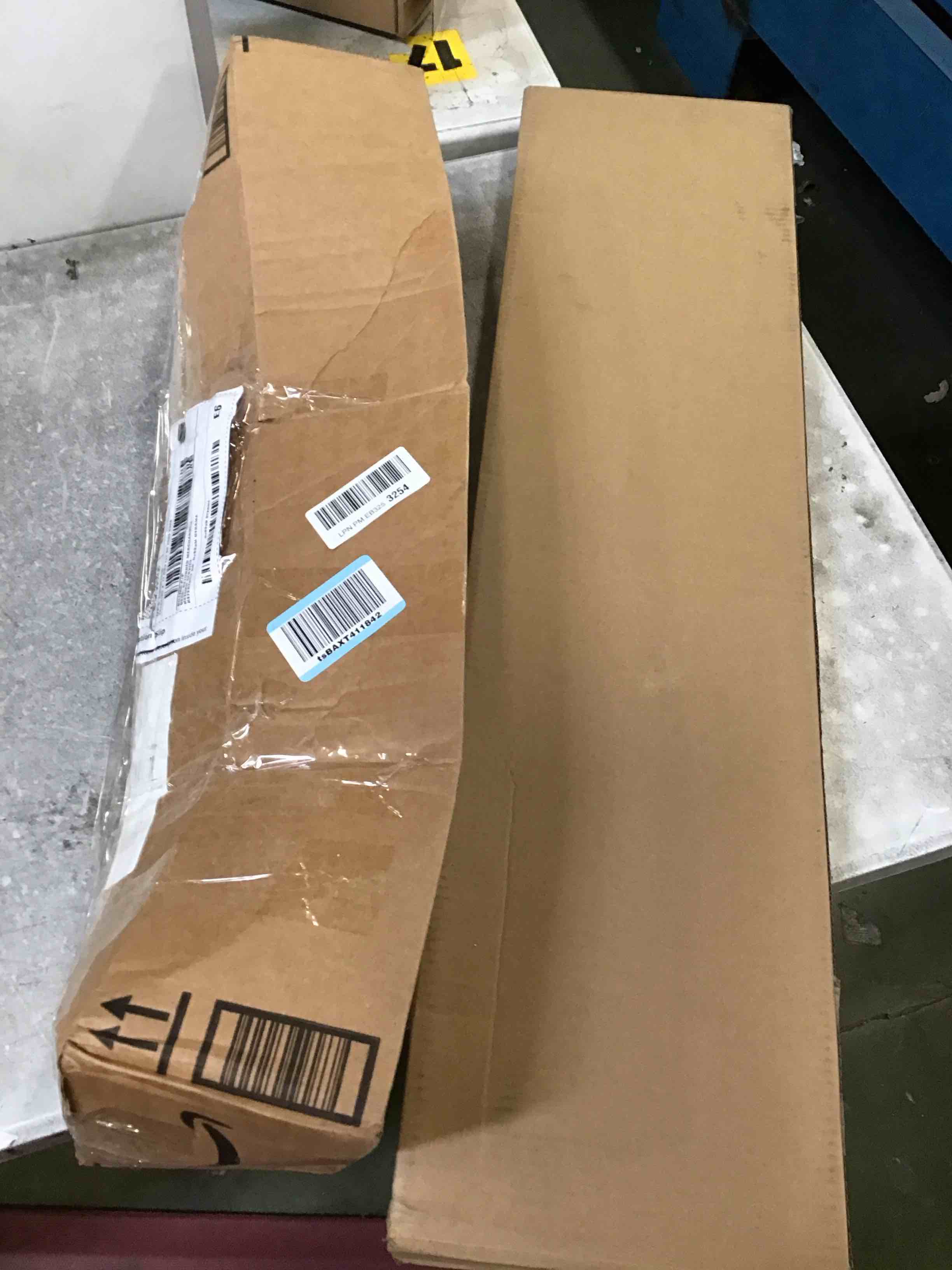 https://s3.amazonaws.com/lotting-images-prod/bidfta/BRN3428588_1749672323012.jpeg