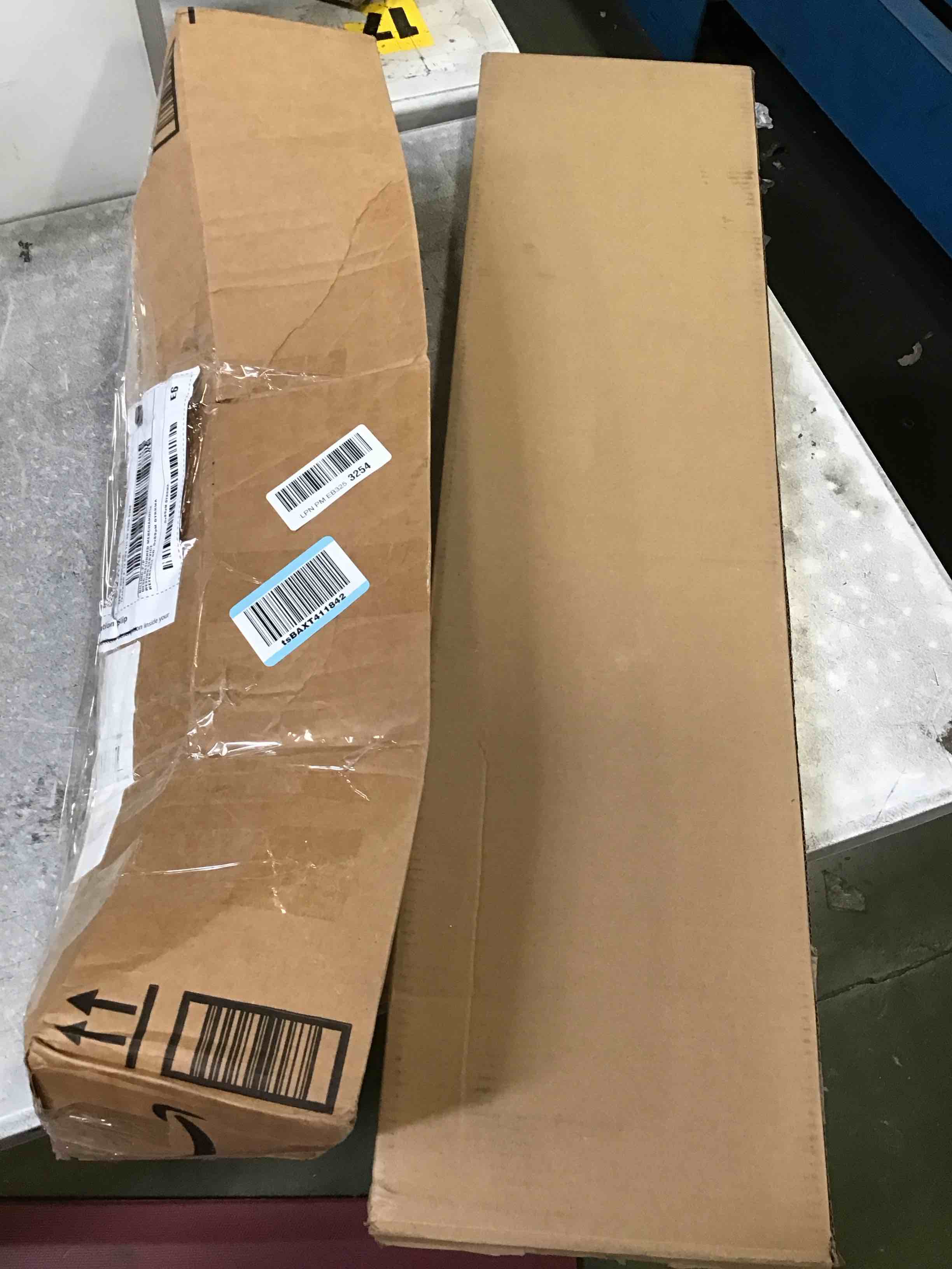 https://s3.amazonaws.com/lotting-images-prod/bidfta/BRN3428588_1749672323877.jpeg