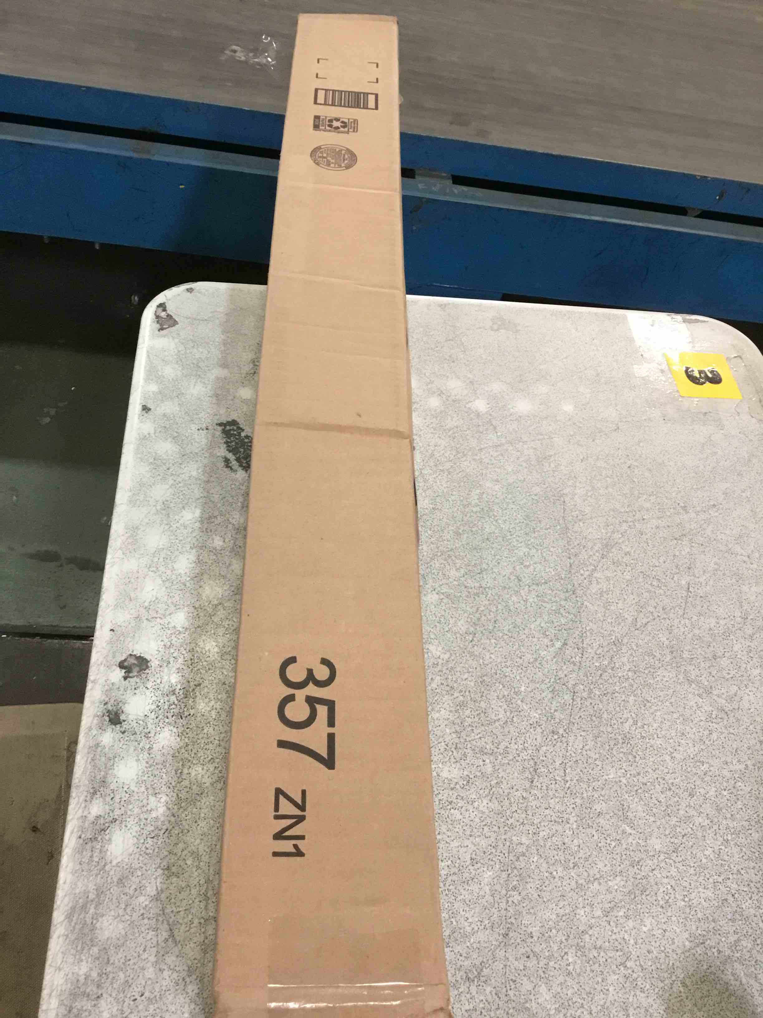 https://s3.amazonaws.com/lotting-images-prod/bidfta/BRN3429027_1749913746937.jpeg