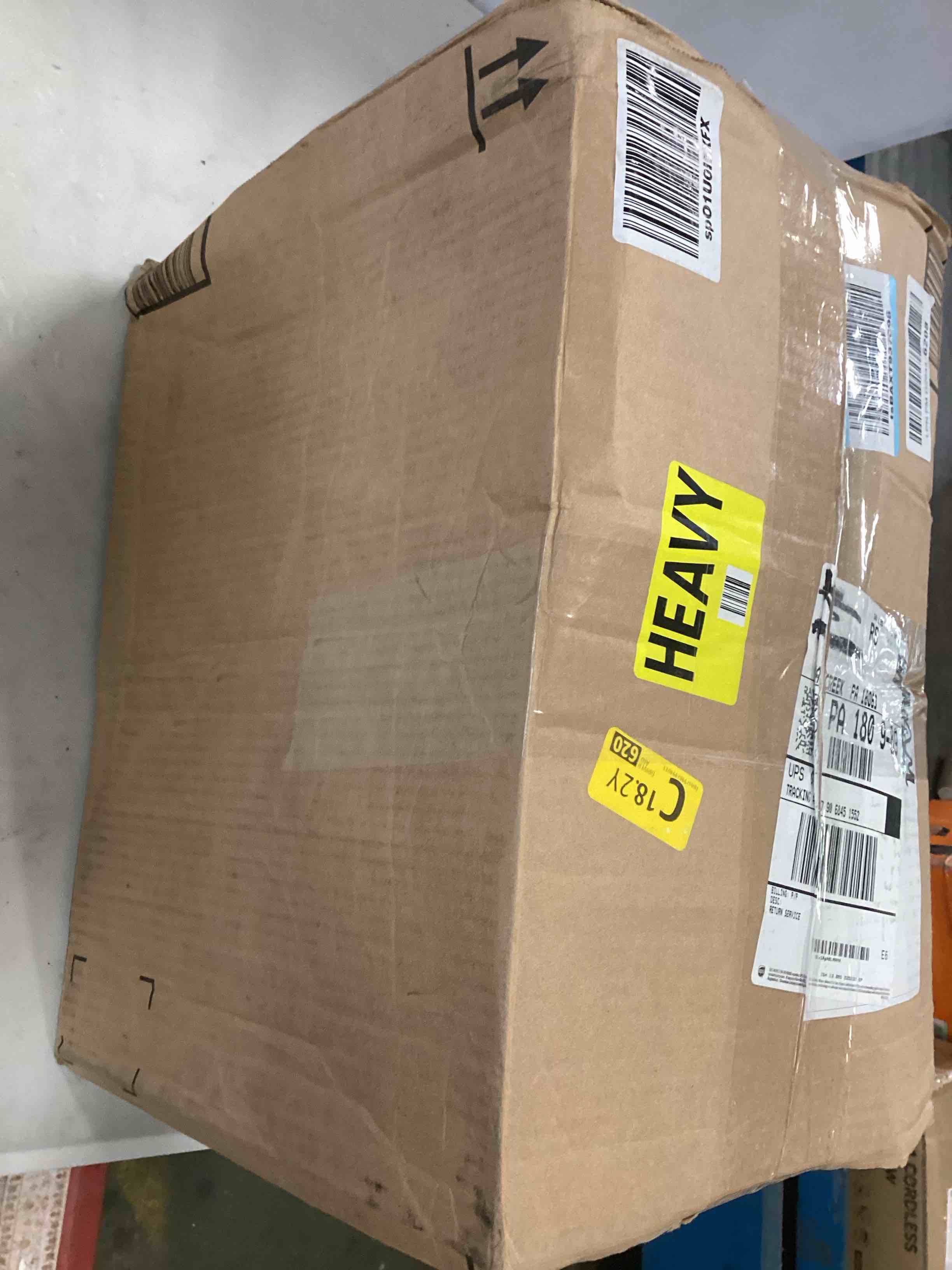 https://s3.amazonaws.com/lotting-images-prod/bidfta/BRN3430798_1750943554209.jpeg