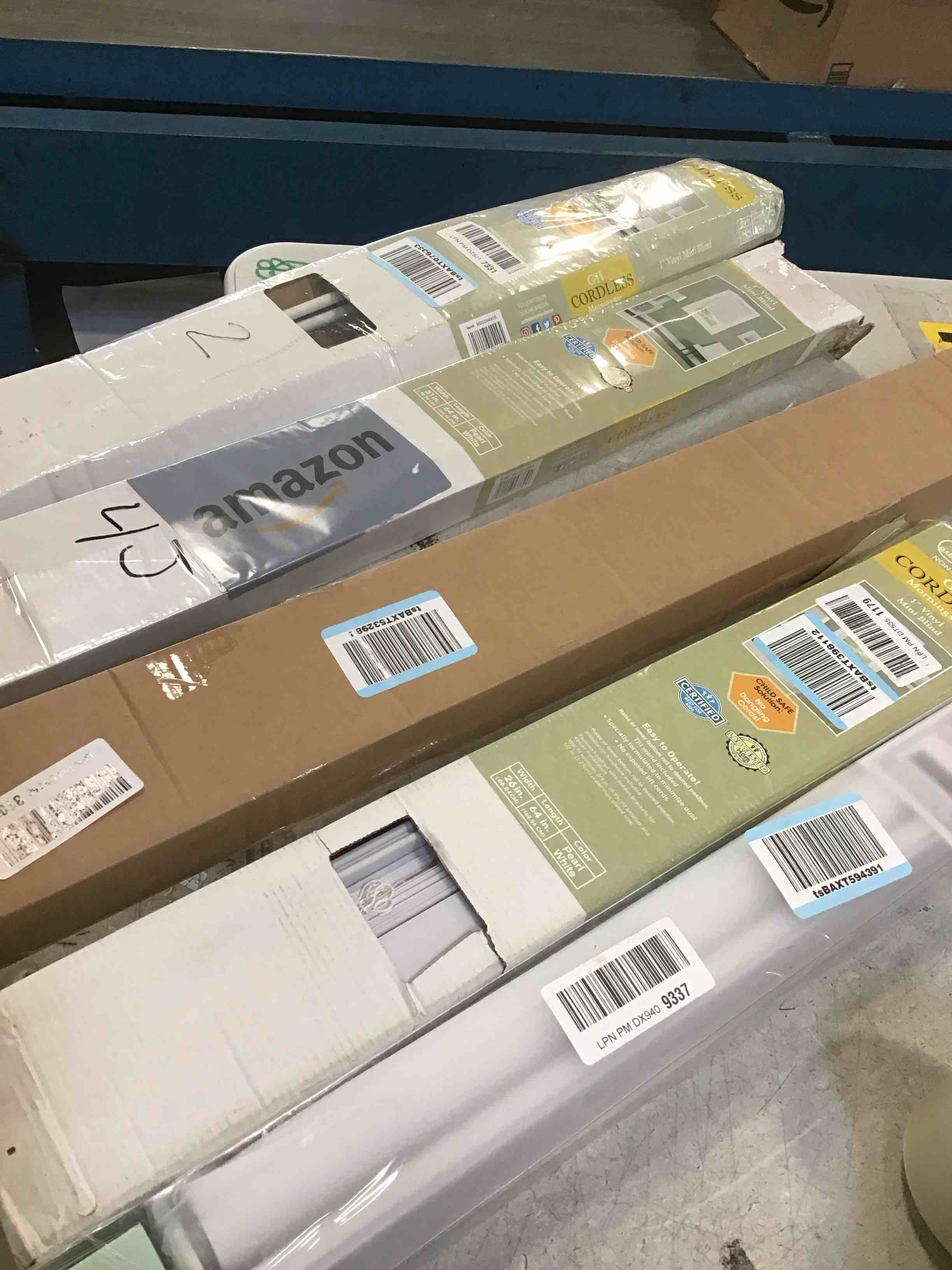 https://s3.amazonaws.com/lotting-images-prod/bidfta/BRN3435498_1750362840833.jpeg
