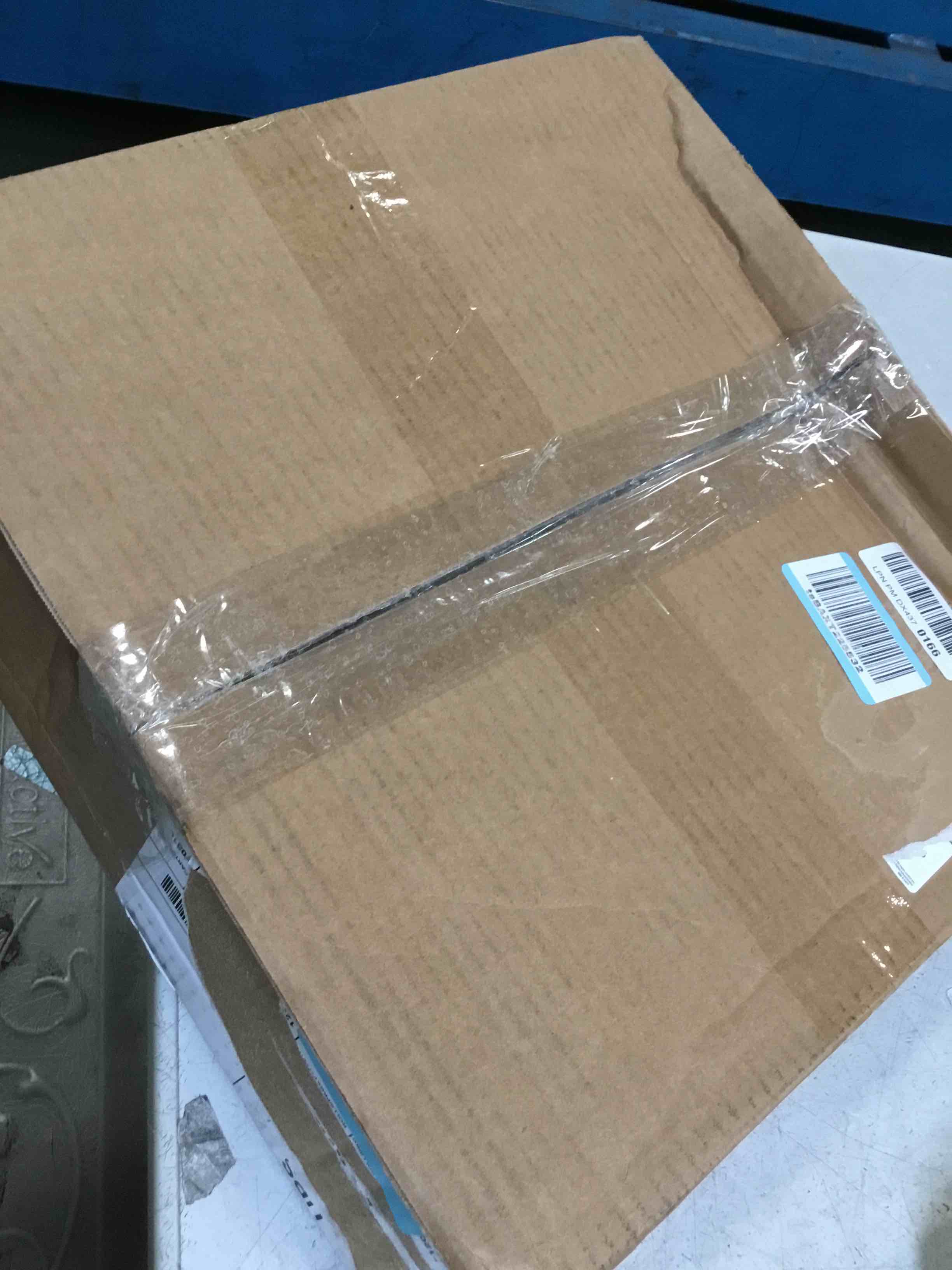 https://s3.amazonaws.com/lotting-images-prod/bidfta/BRN3435963_1750527554546.jpeg