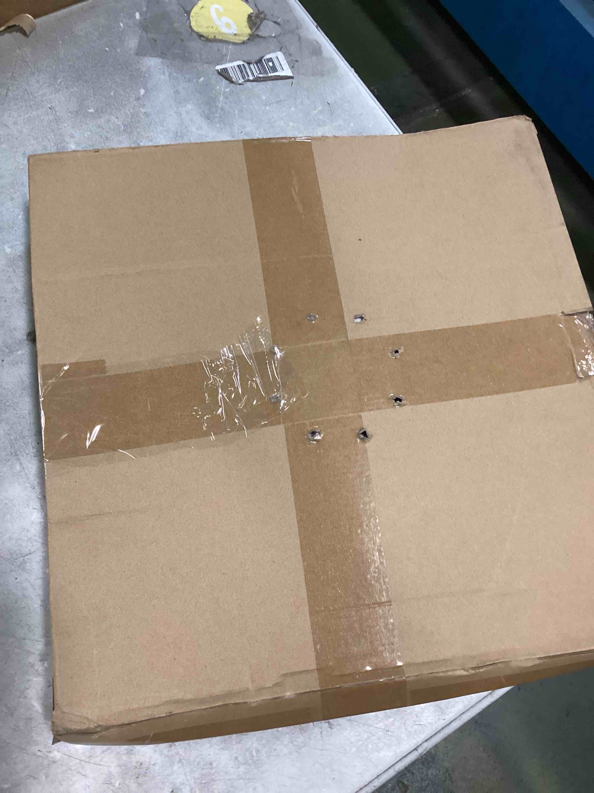 https://s3.amazonaws.com/lotting-images-prod/bidfta/BRN3440479_1750506249963.jpeg